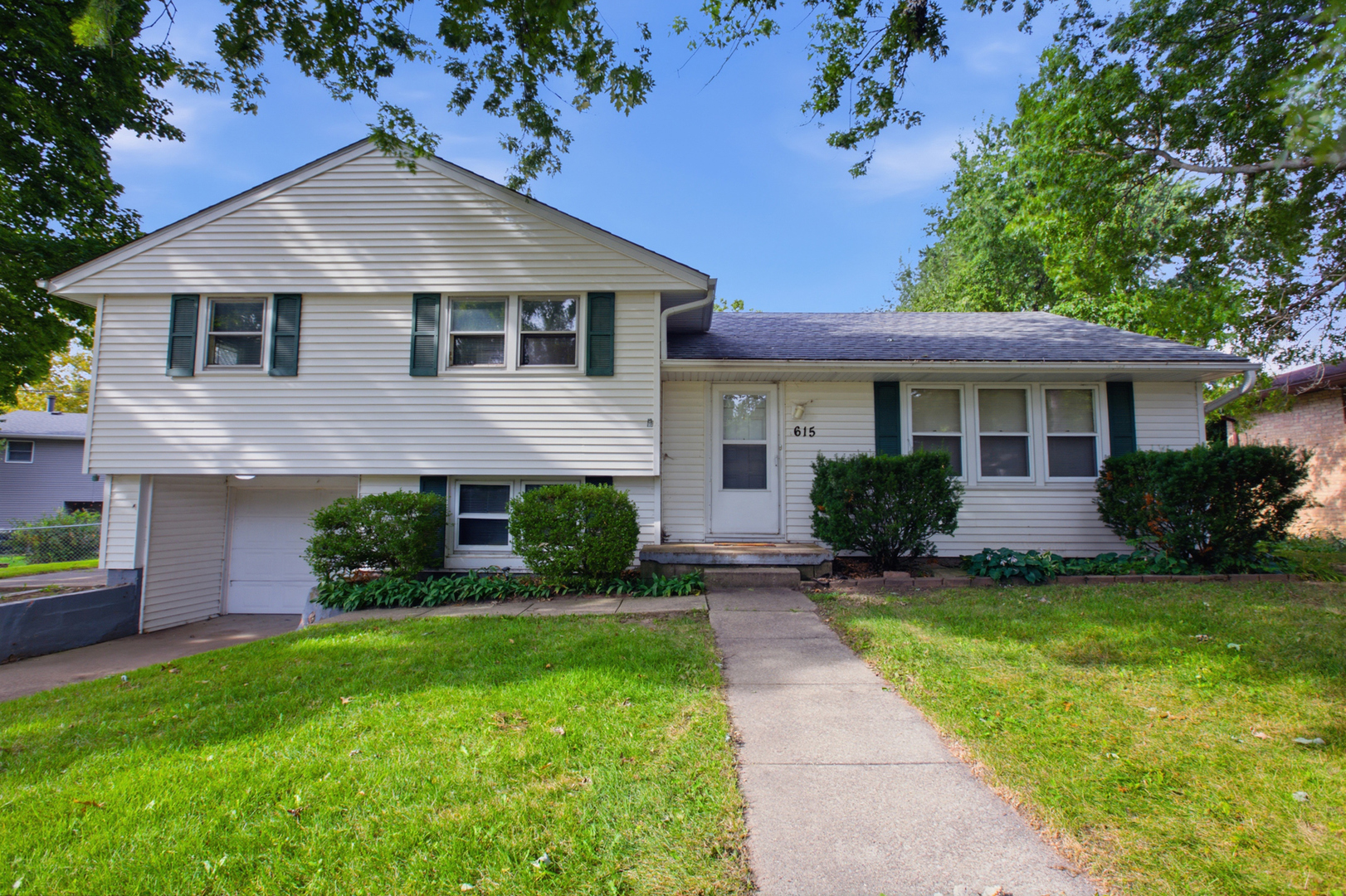 615 Richards Lane