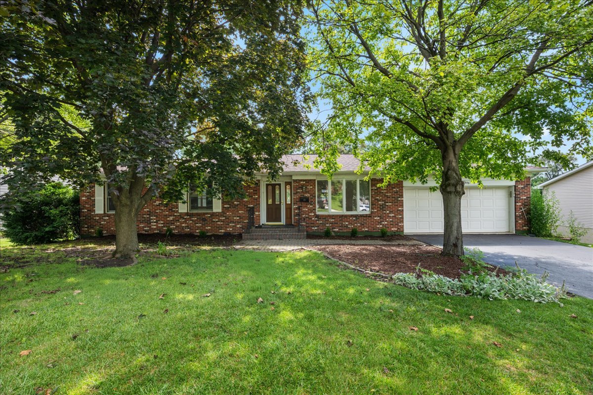 7655 Woodview Drive