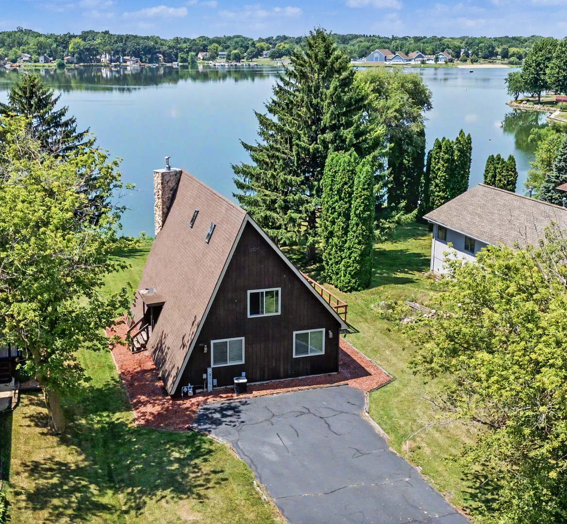 100 Candlewick Drive