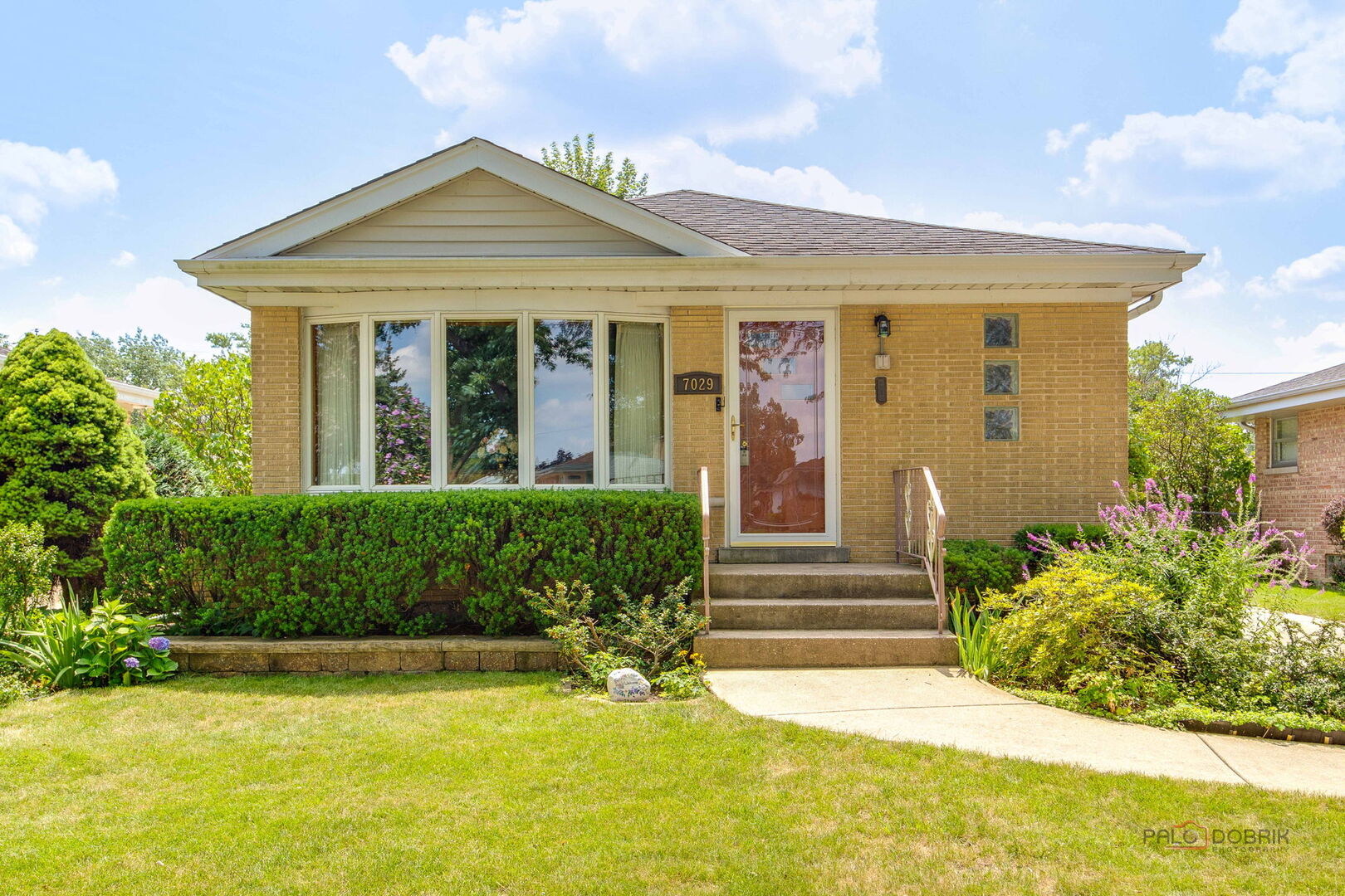 7029 Kedzie Street