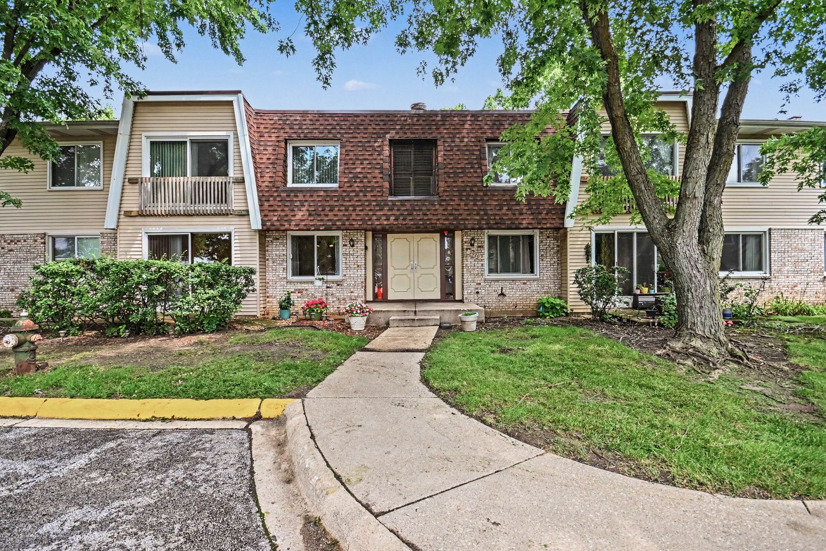 2920 Roberts Drive