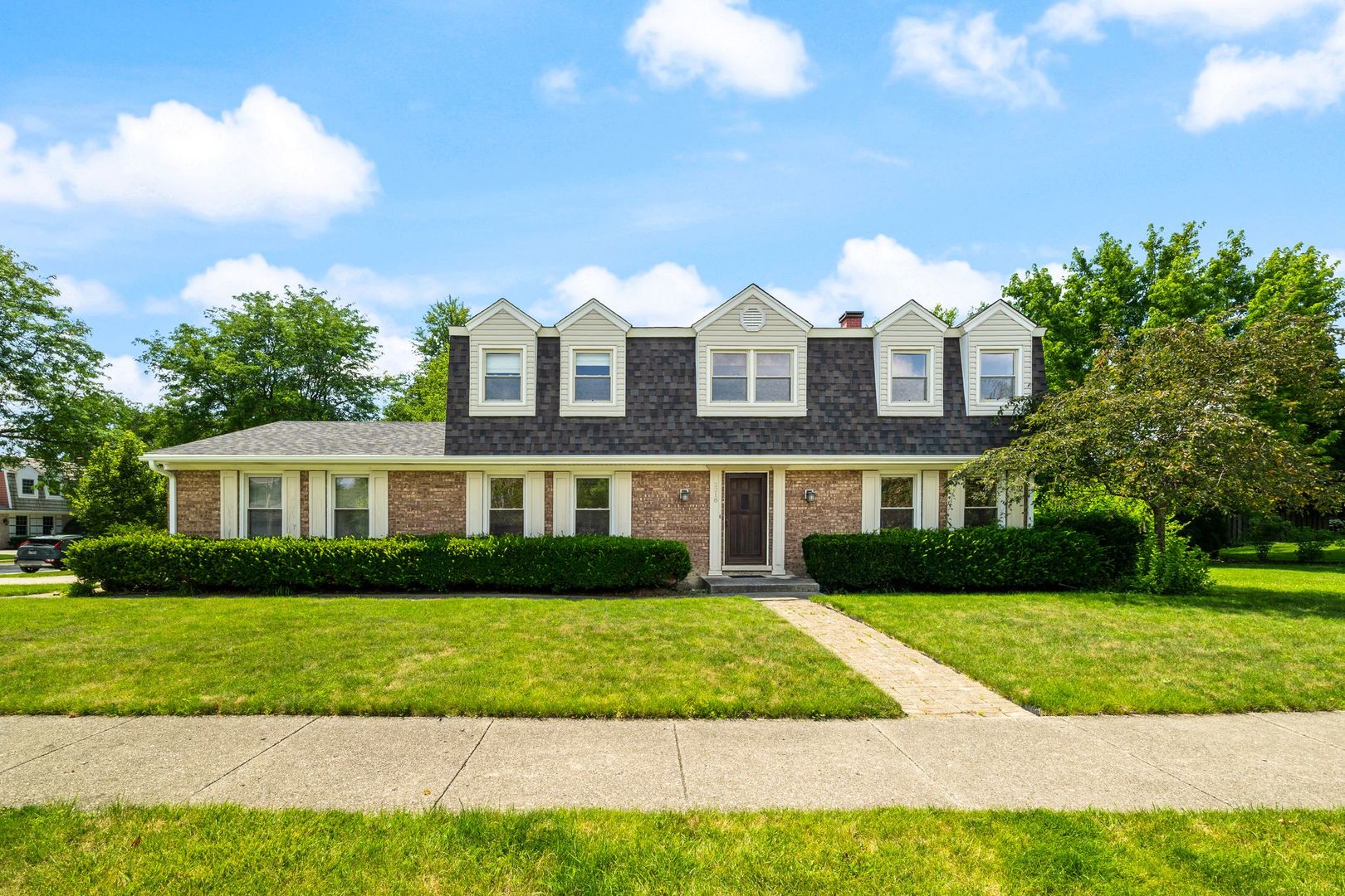 2218 Williamsburg Street