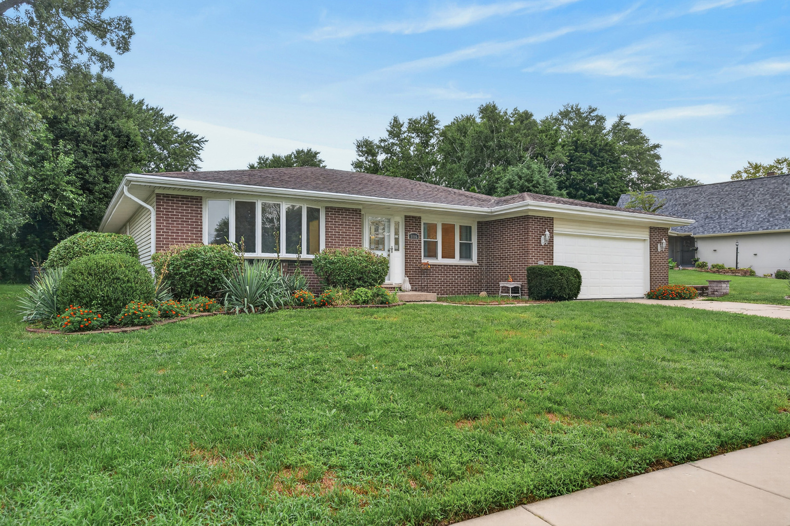 5006 Oakwood Drive