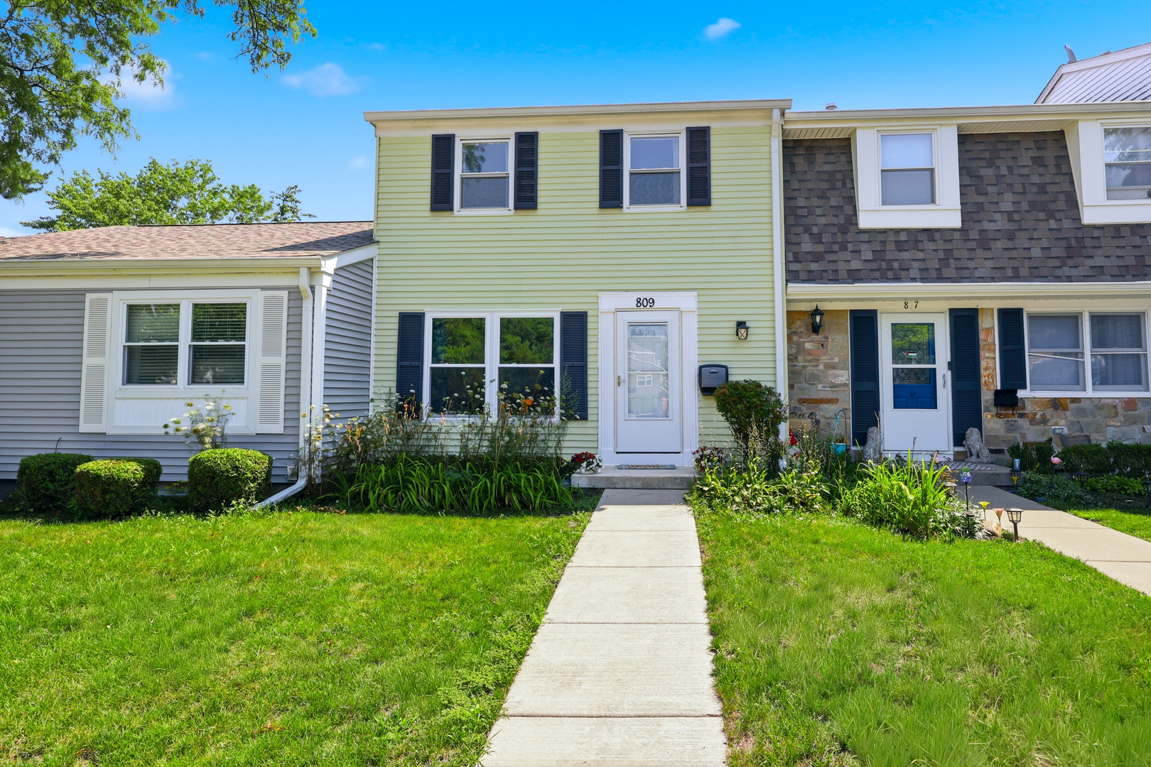 809 Bishop Court