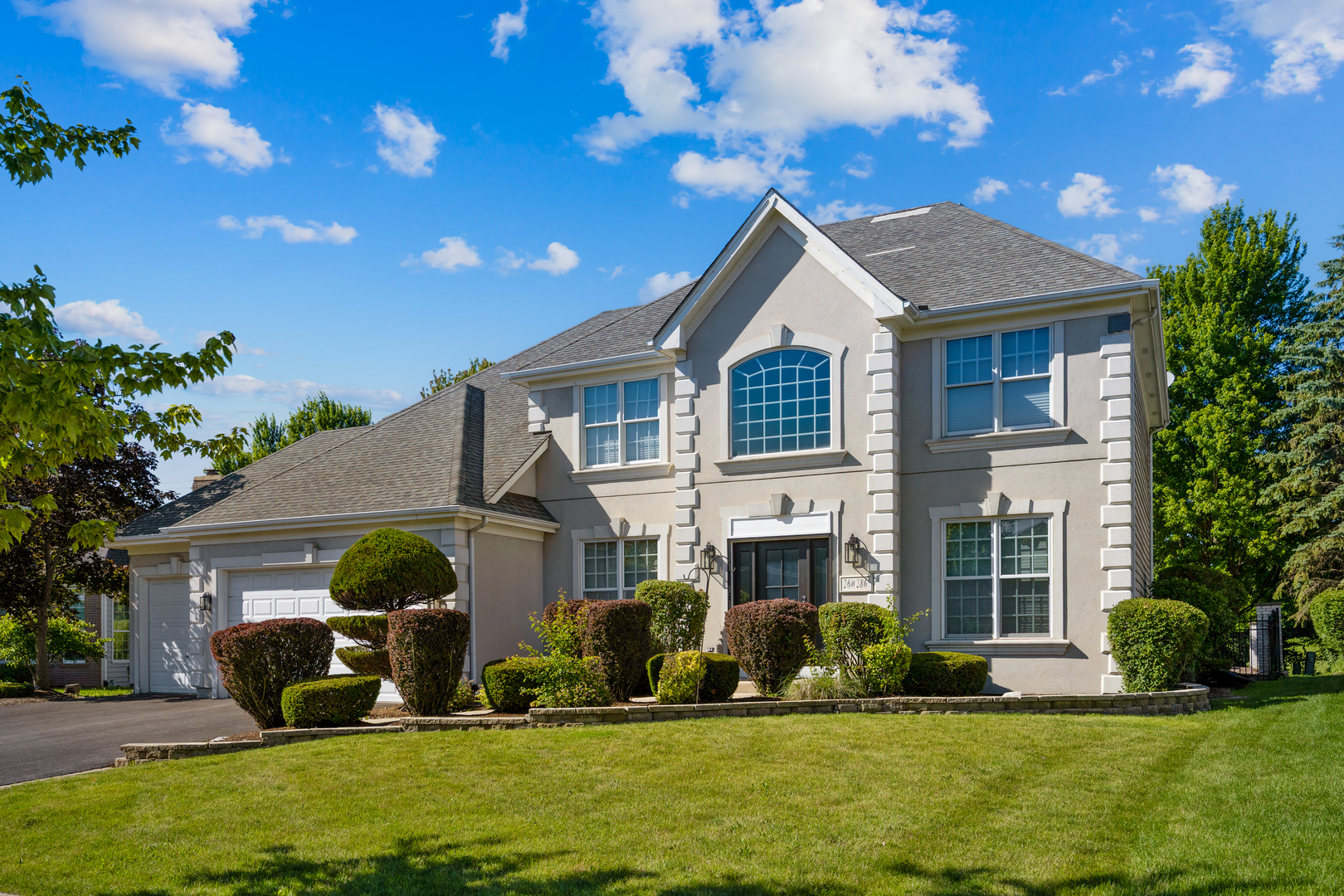 26W286 Pinehurst Drive