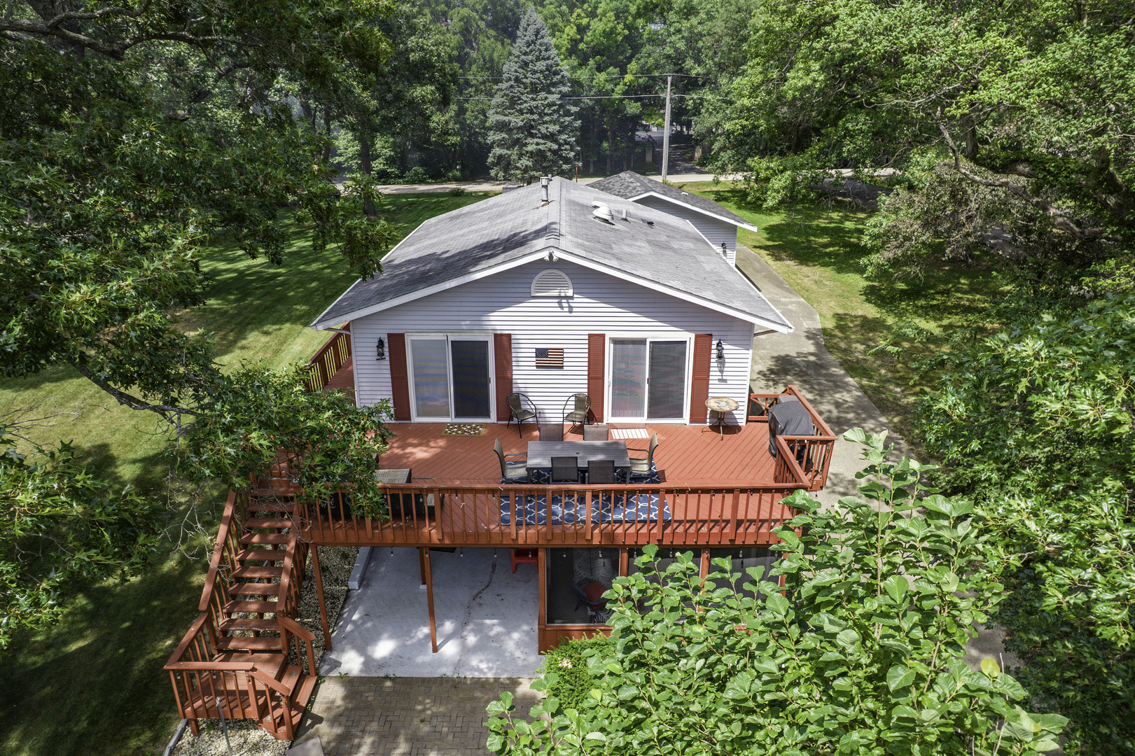1301 Holiday Drive