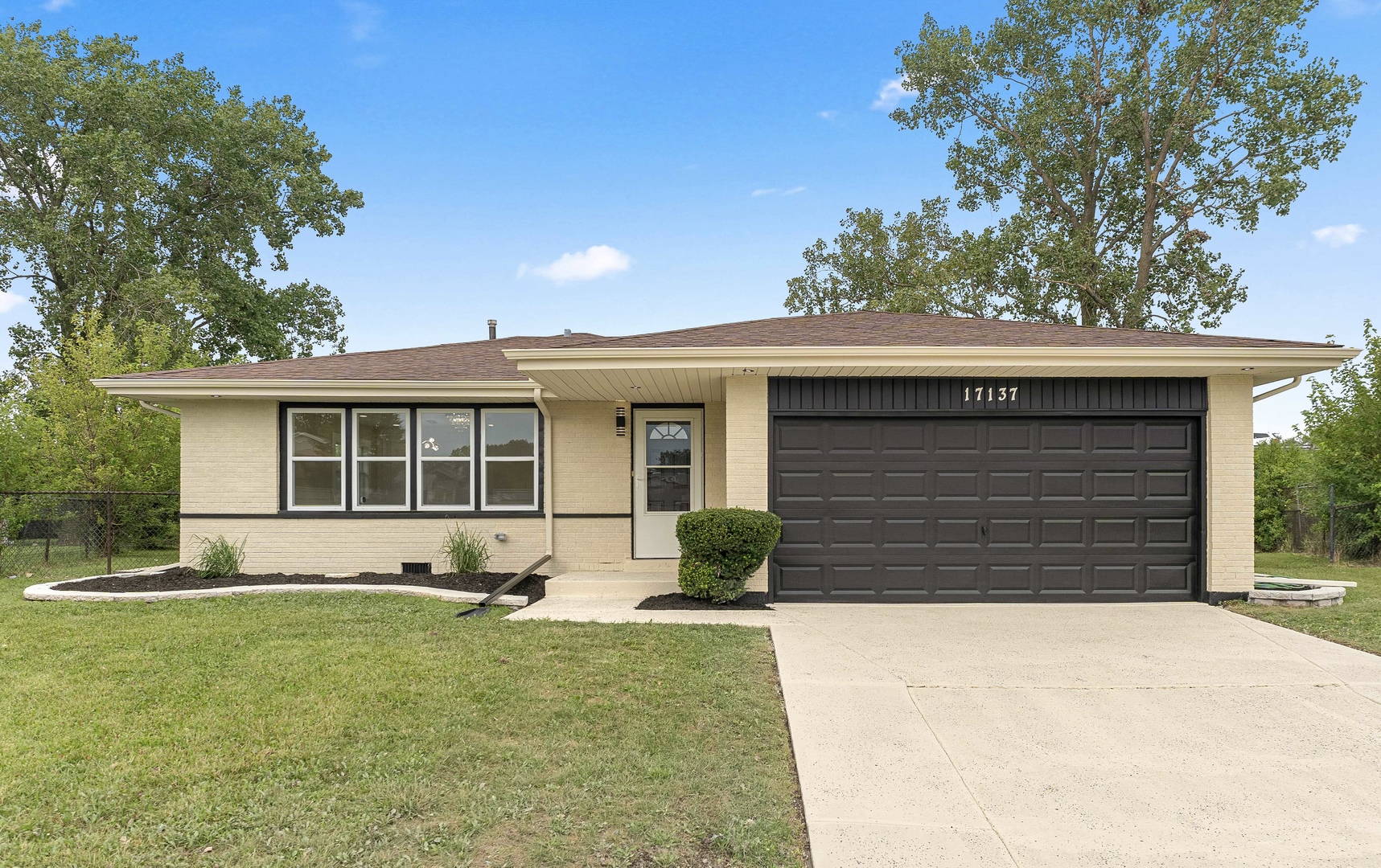 17137 Coventry Lane