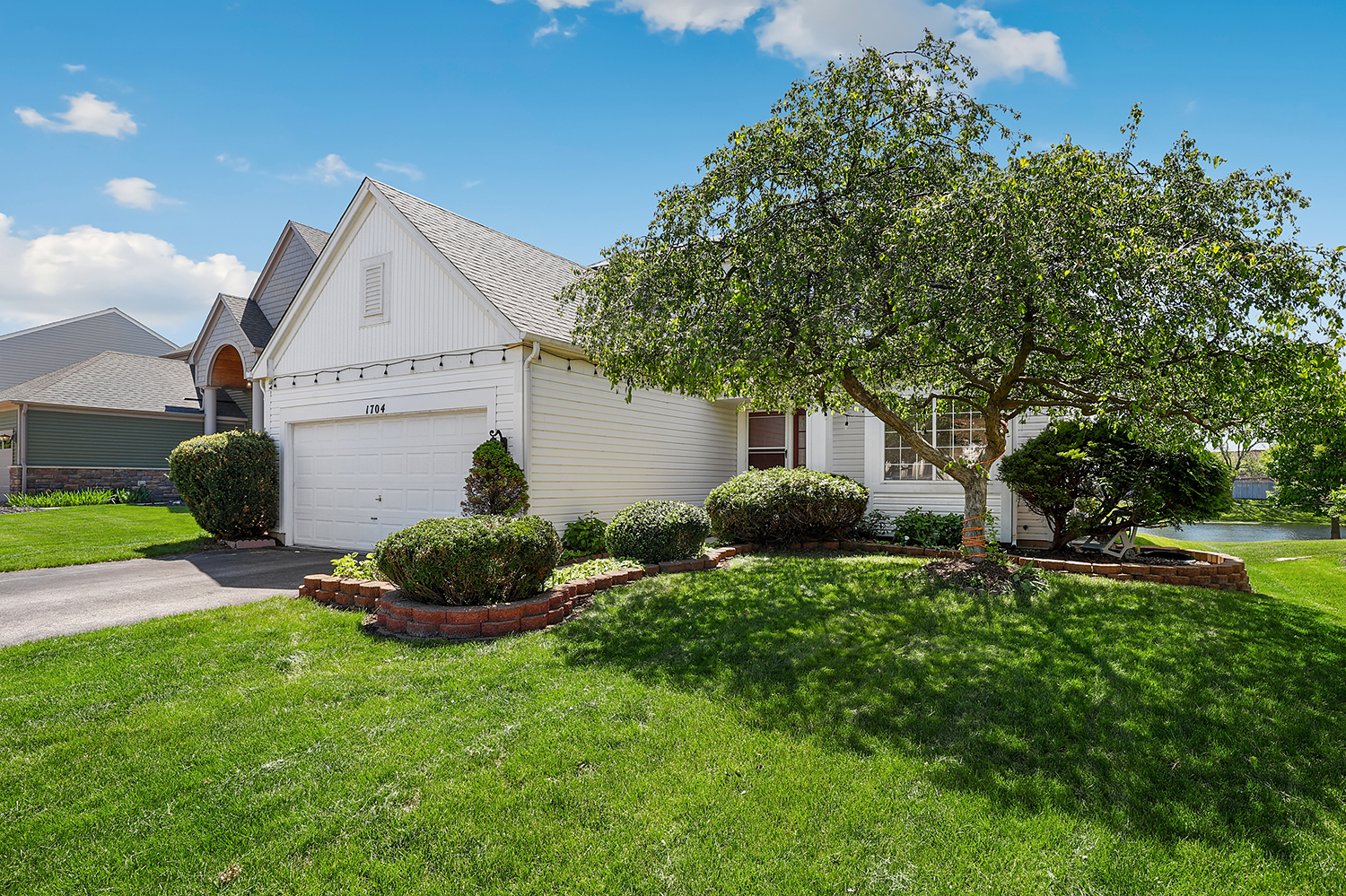 1704 Charlotte Circle