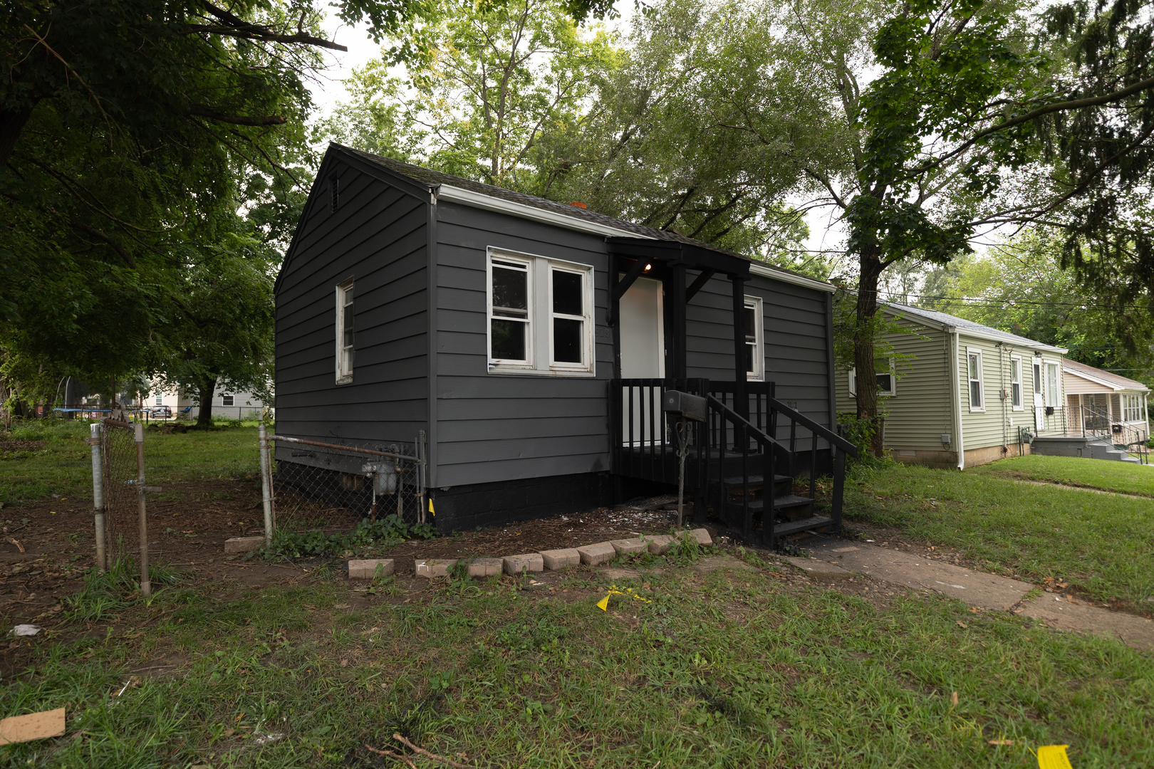 928 Front Street