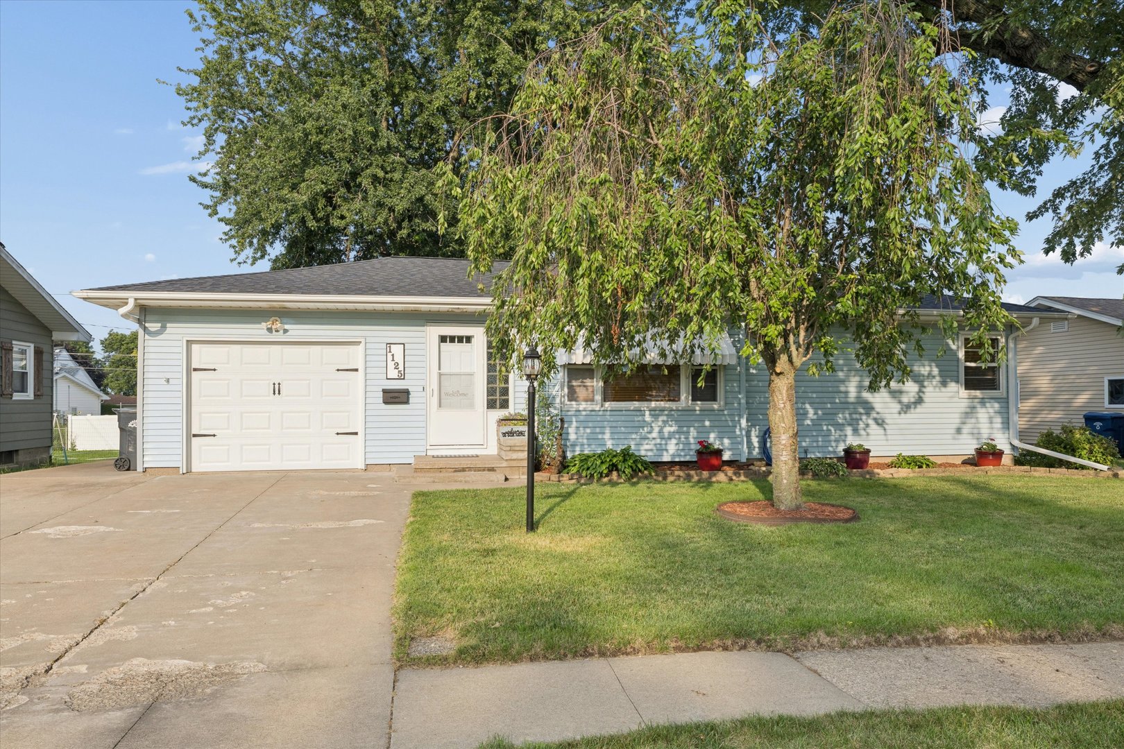 1125 Galbraith Drive