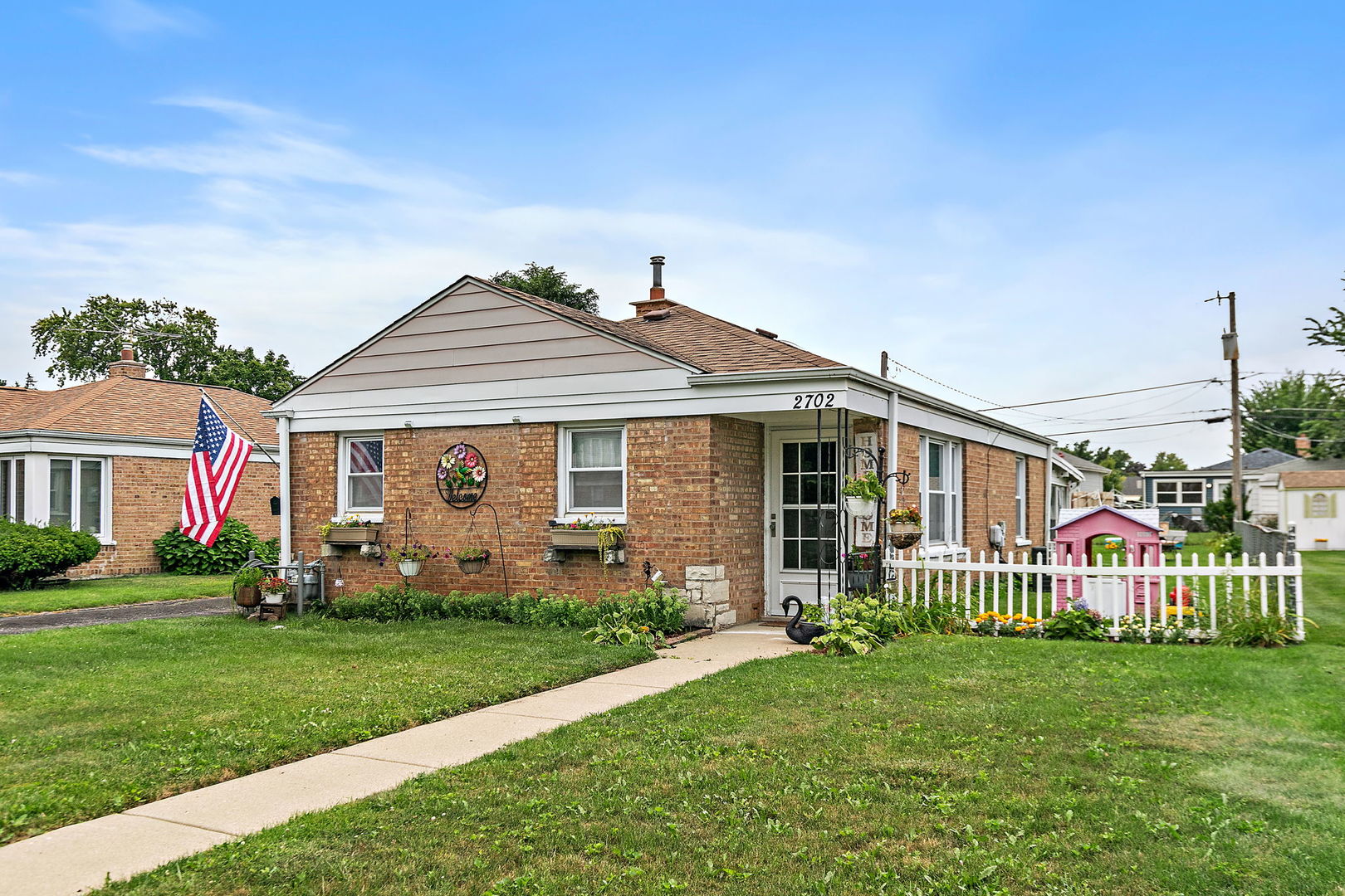 2702 Calwagner Avenue