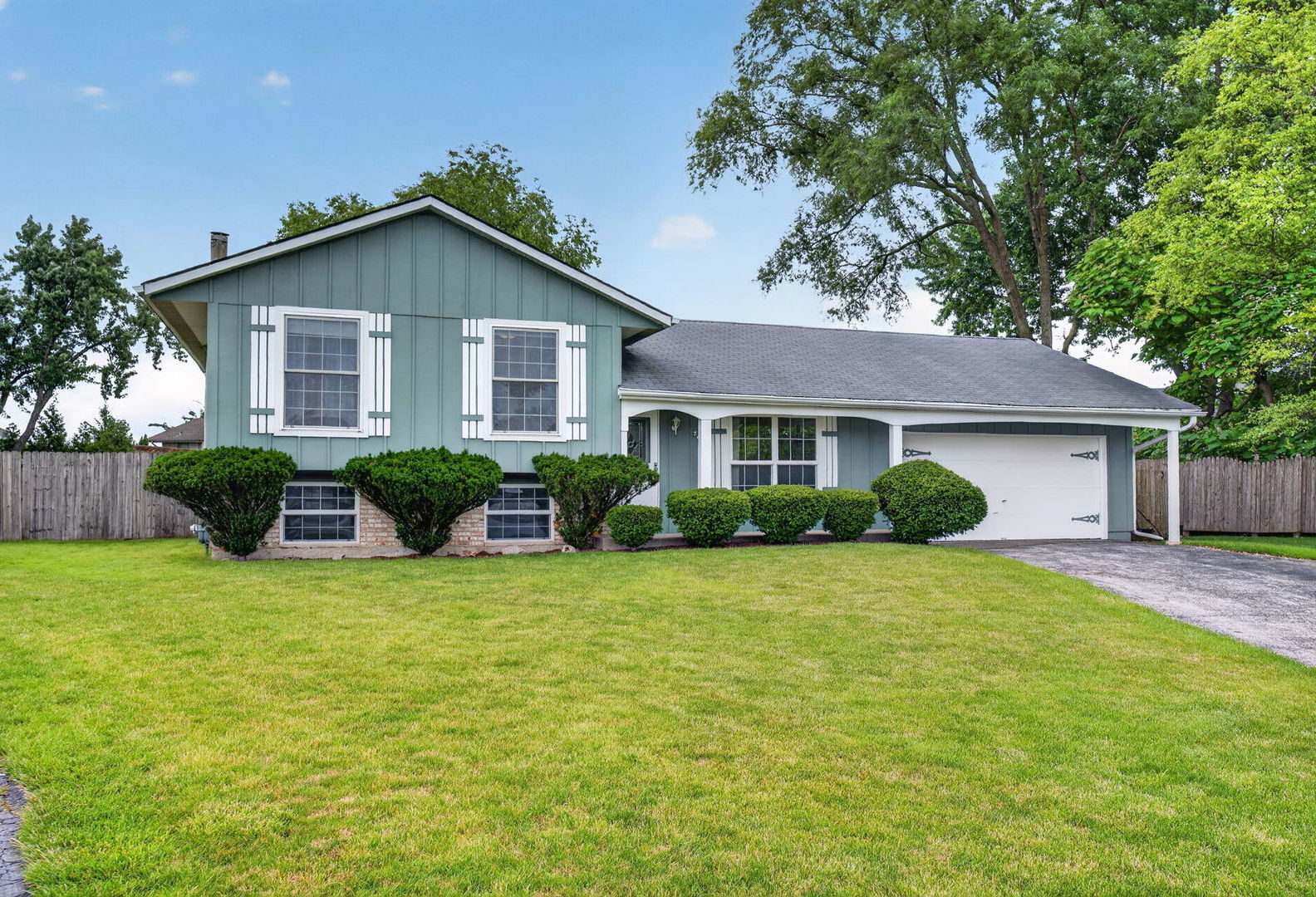 7606 Royce Court