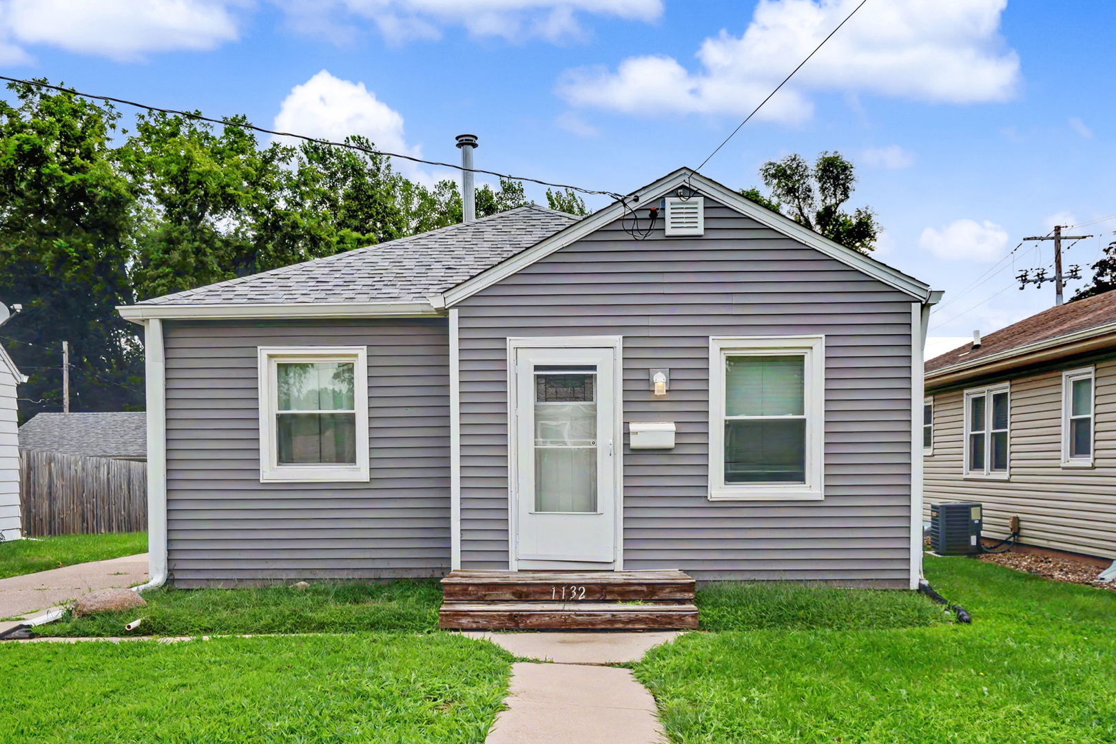 1132 53RD Street