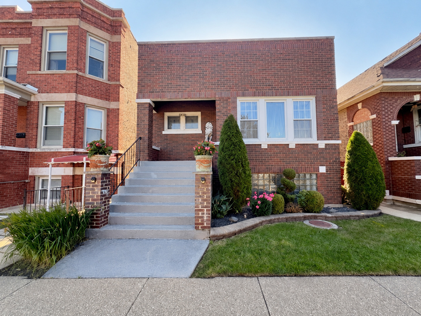 1835 55th Court
