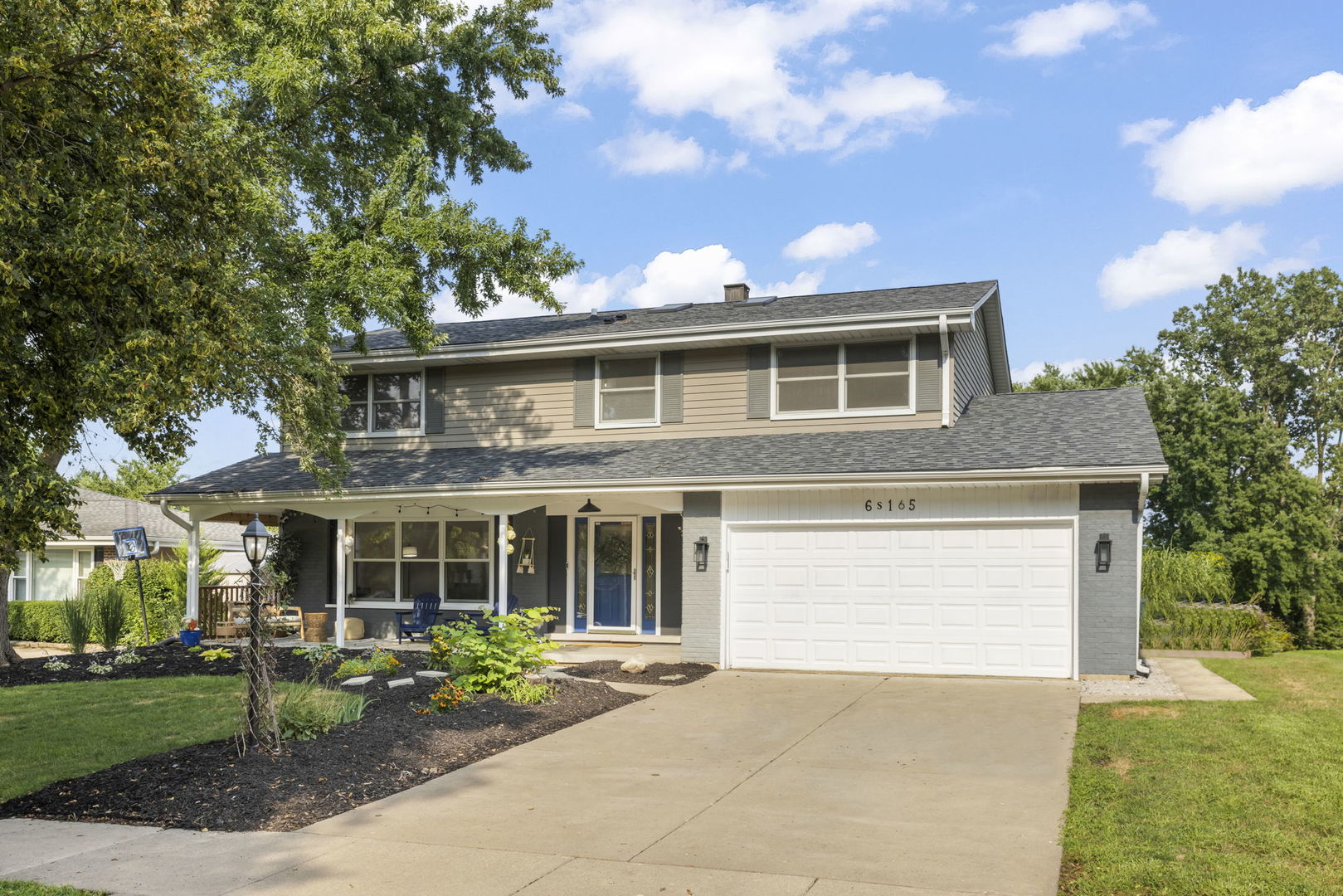 6S165 Lakewood Drive