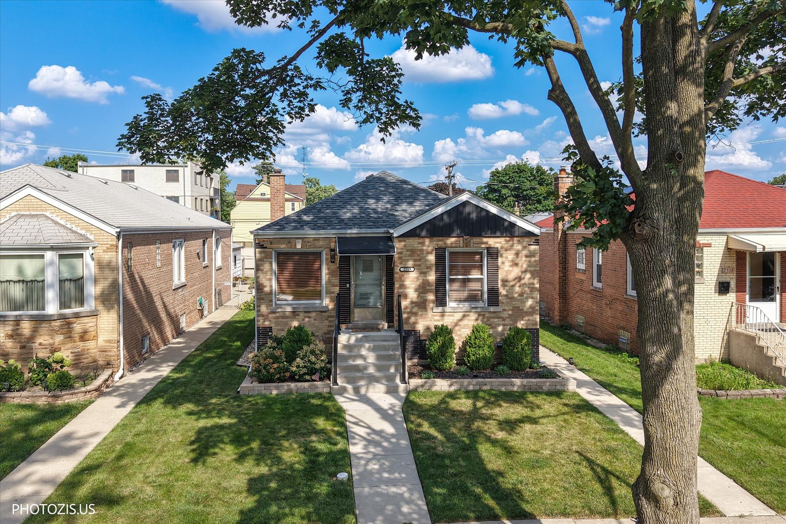 2519 74th Court