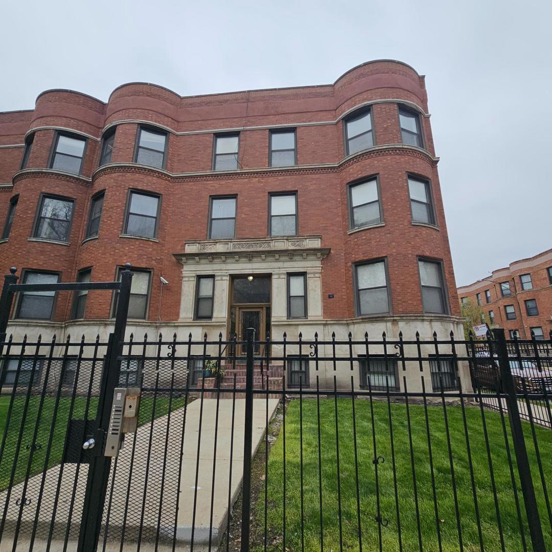 5900 King Drive