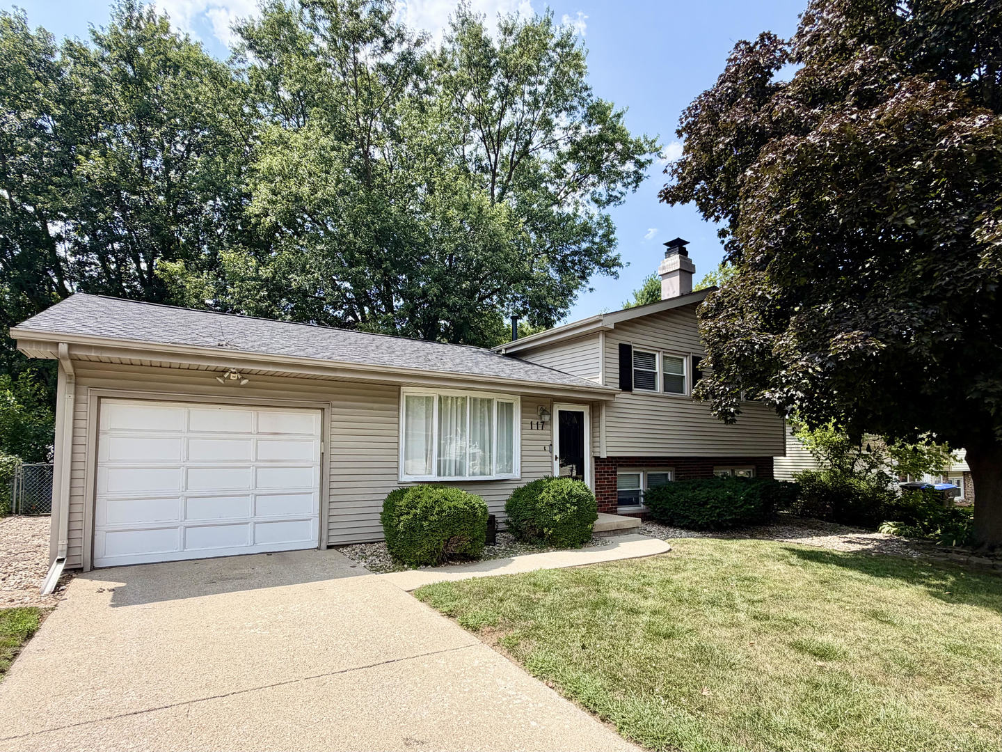 117 Greenleaf Drive
