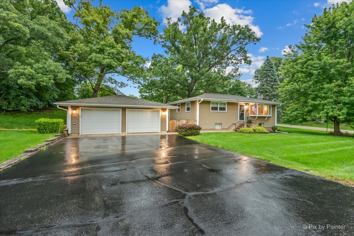 12 Oak Drive
