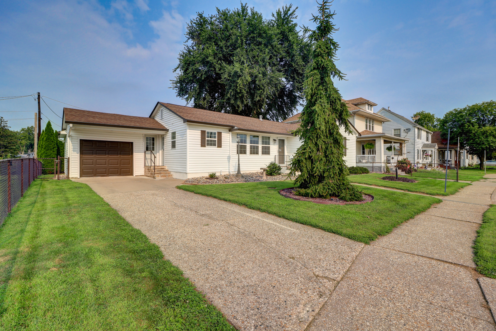 722 Argyle Court