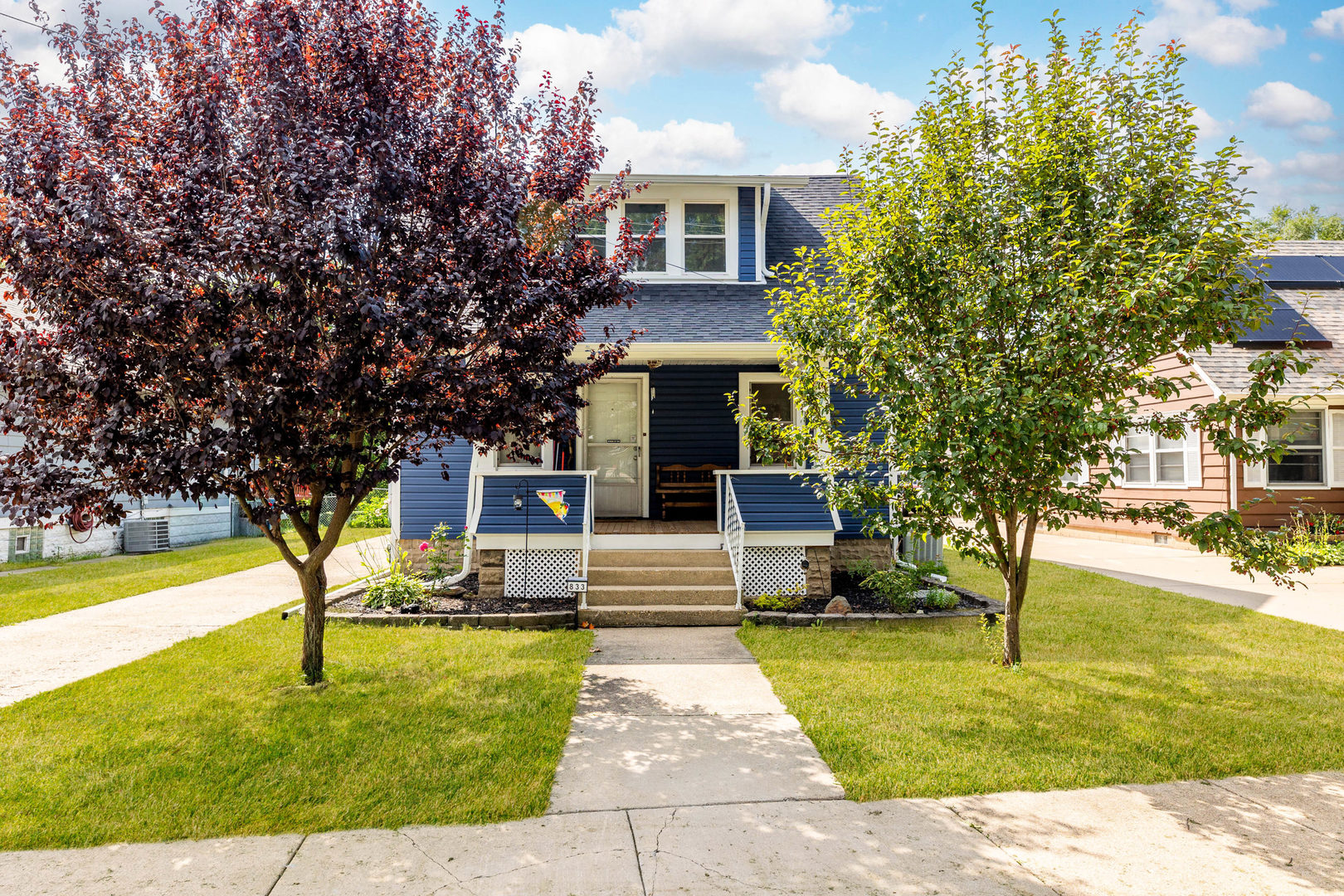 833 Douglas Avenue