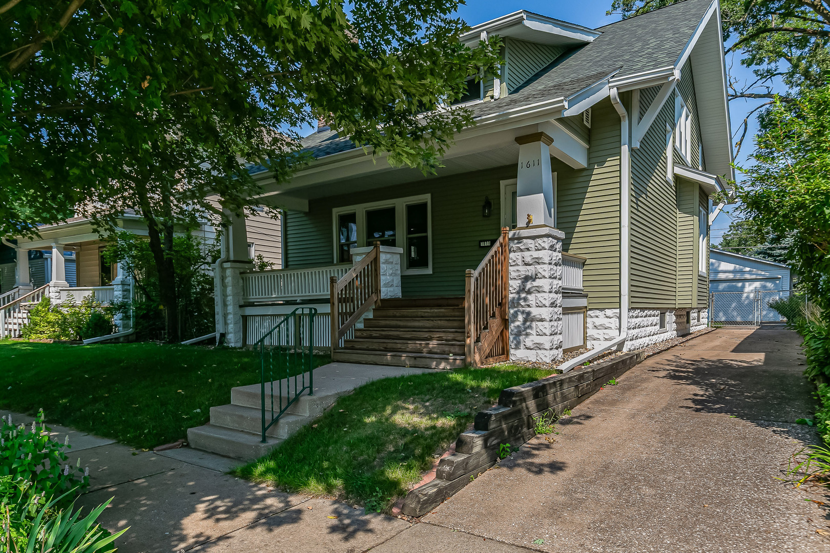 1611 24th Street