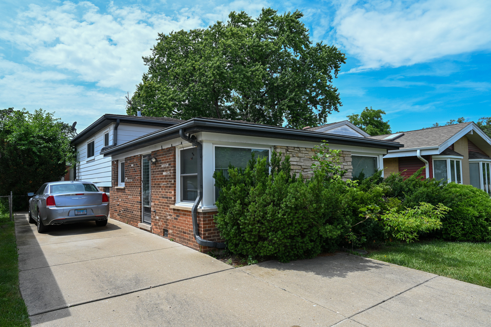 1322 Arlington Heights Road