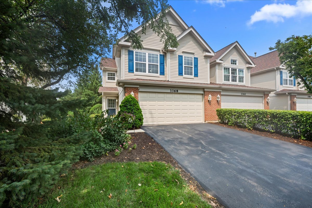 3368 Renard Lane