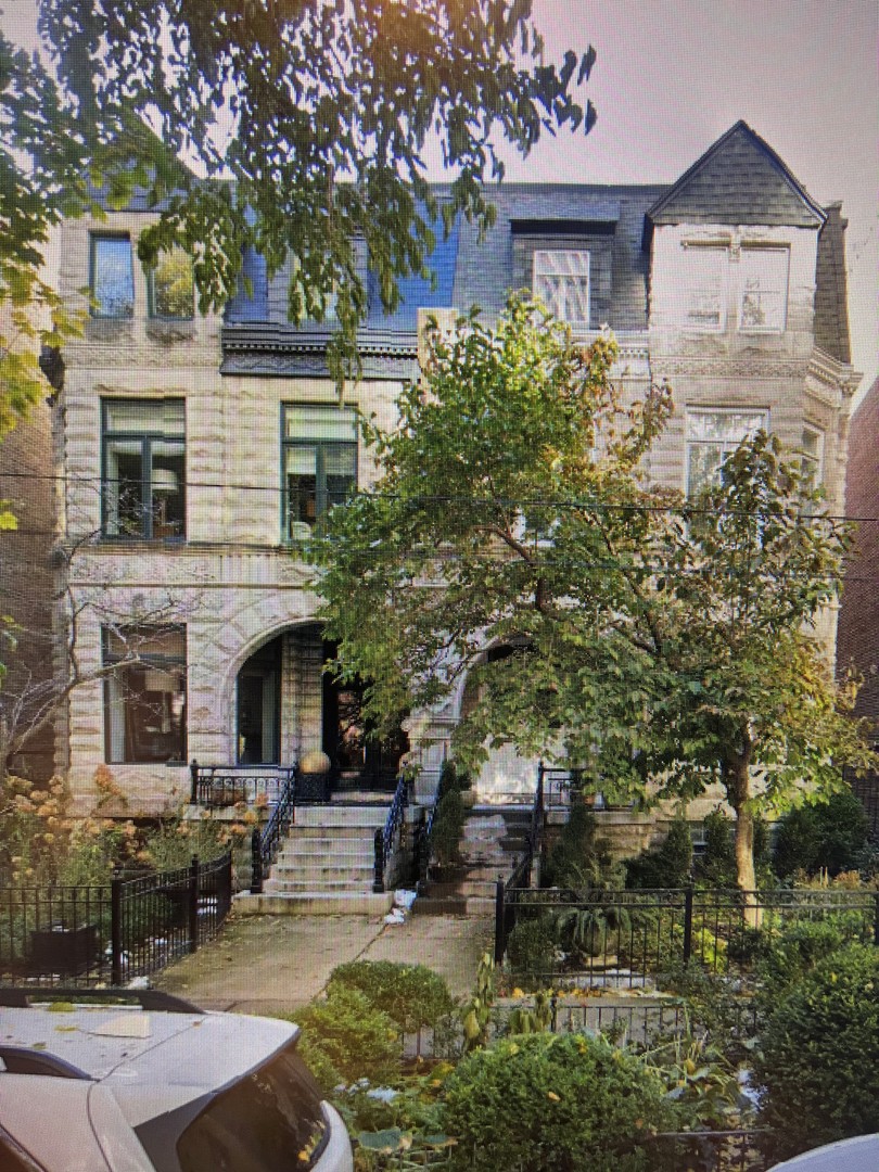 2622 Hampden Court