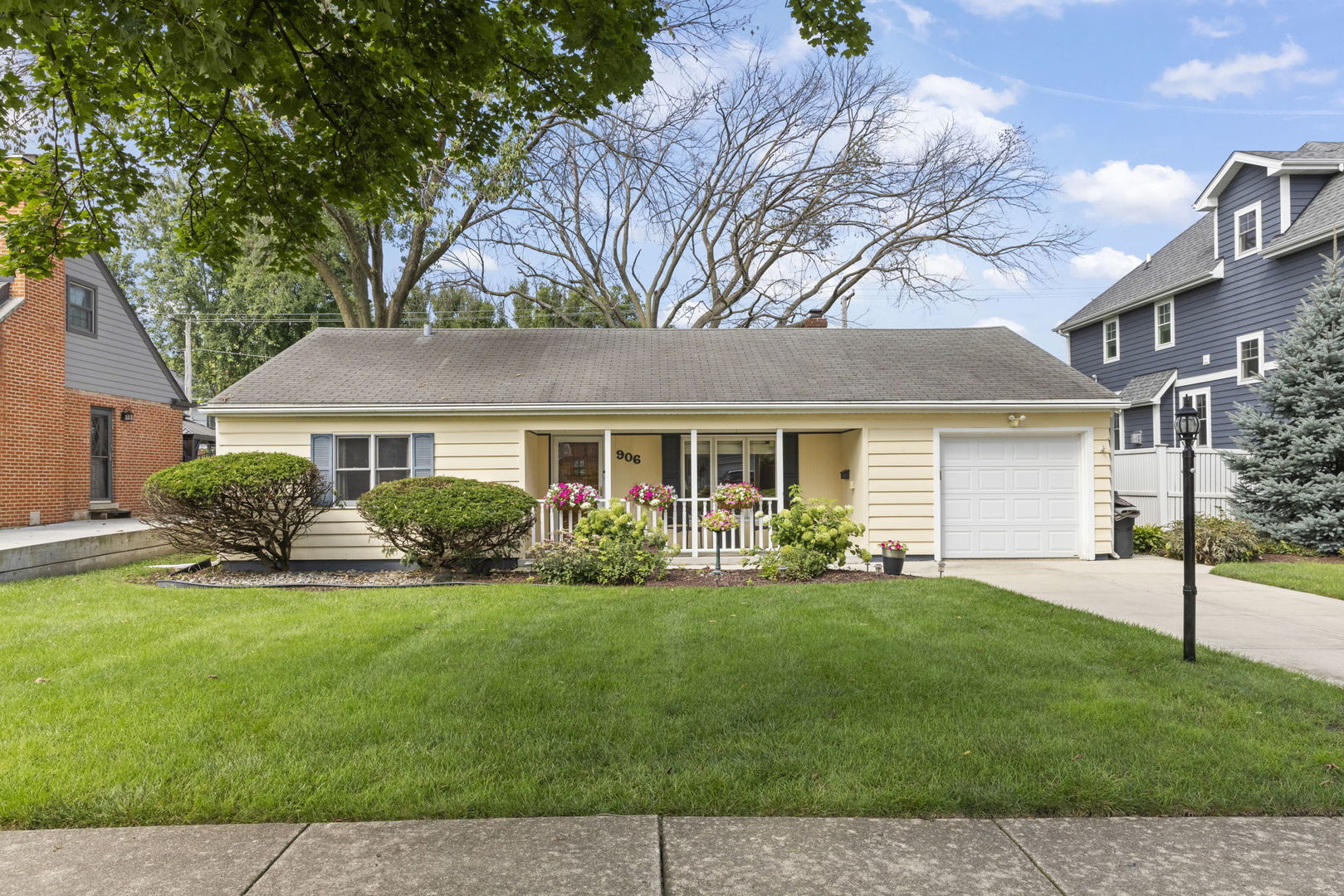 906 Ashland Avenue
