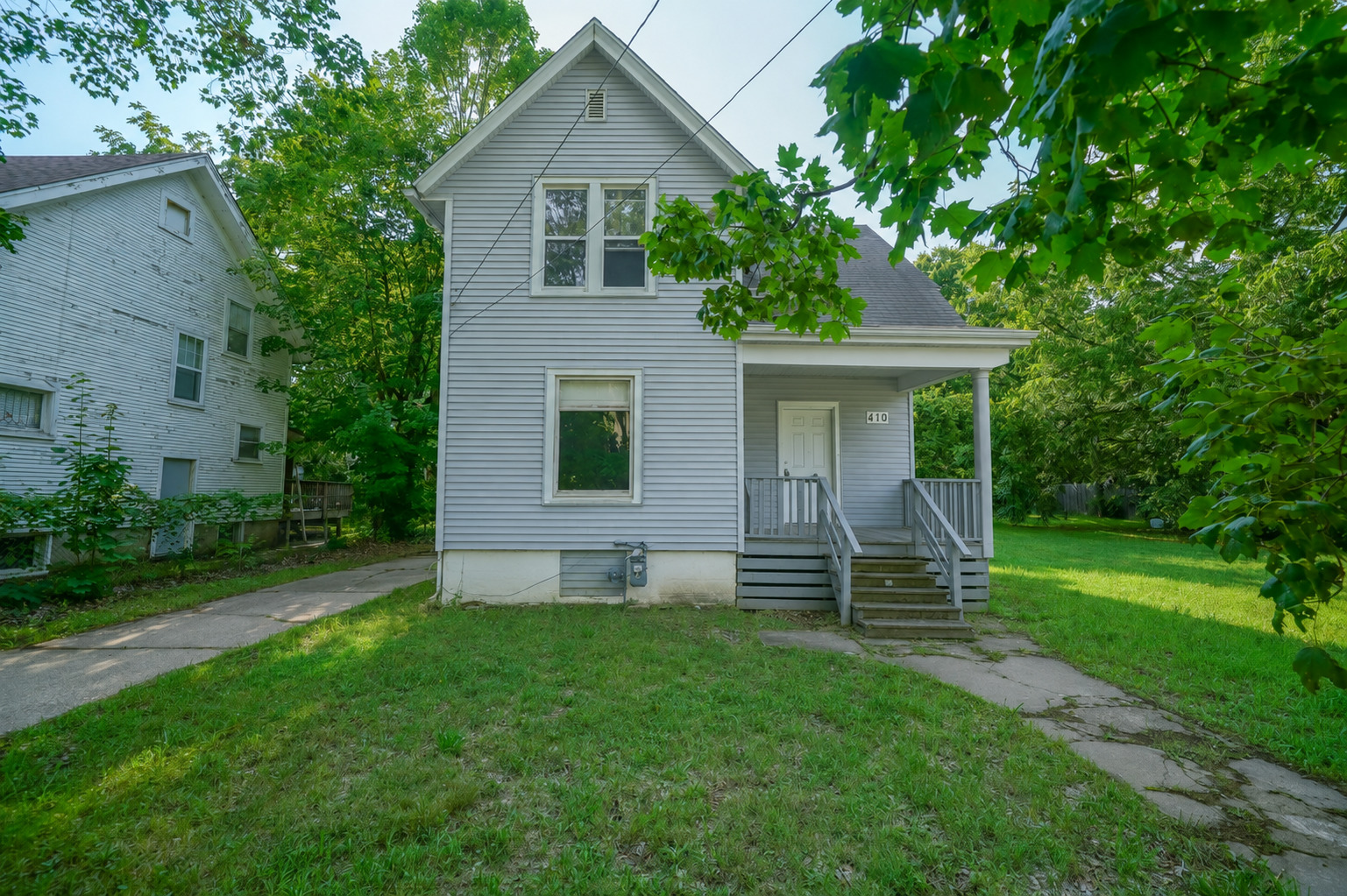 410 Albert Avenue