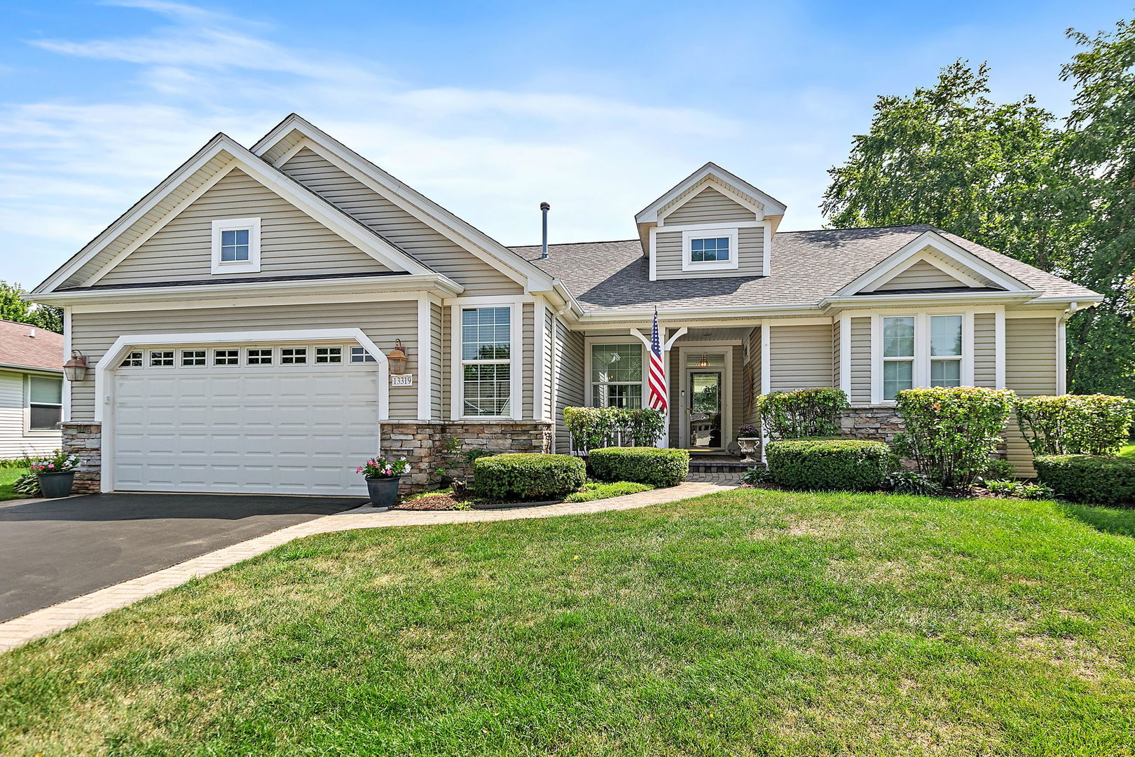 13319 Essex Lane