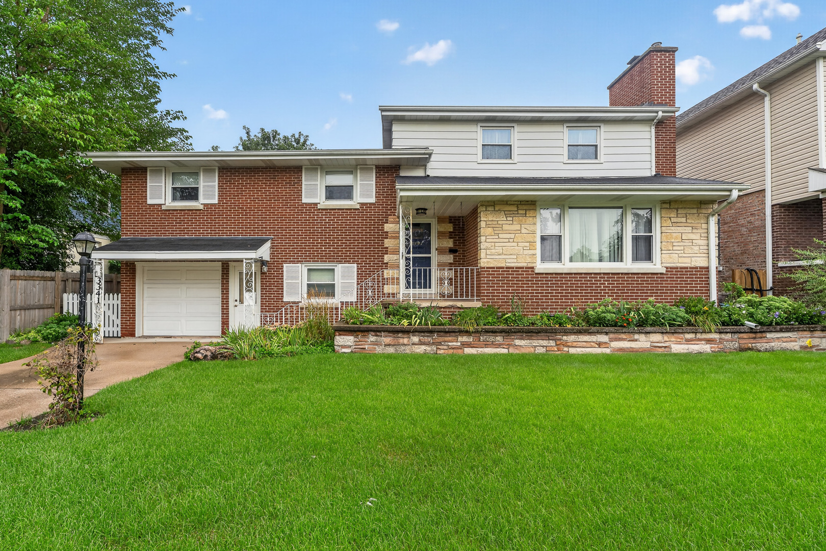 3341 Prairie Avenue