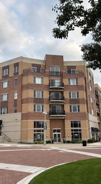 300 Village Circle