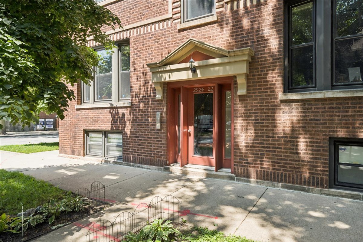 2924 Berteau Avenue
