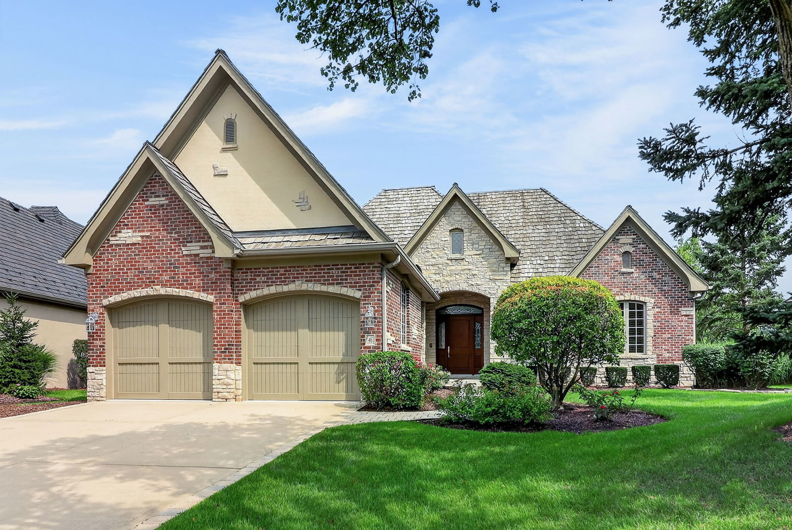 46 Forest Gate Circle