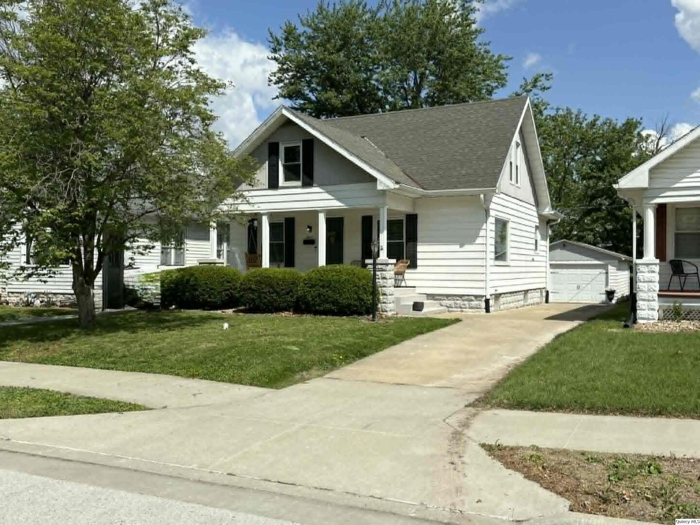 2847 Elm Street