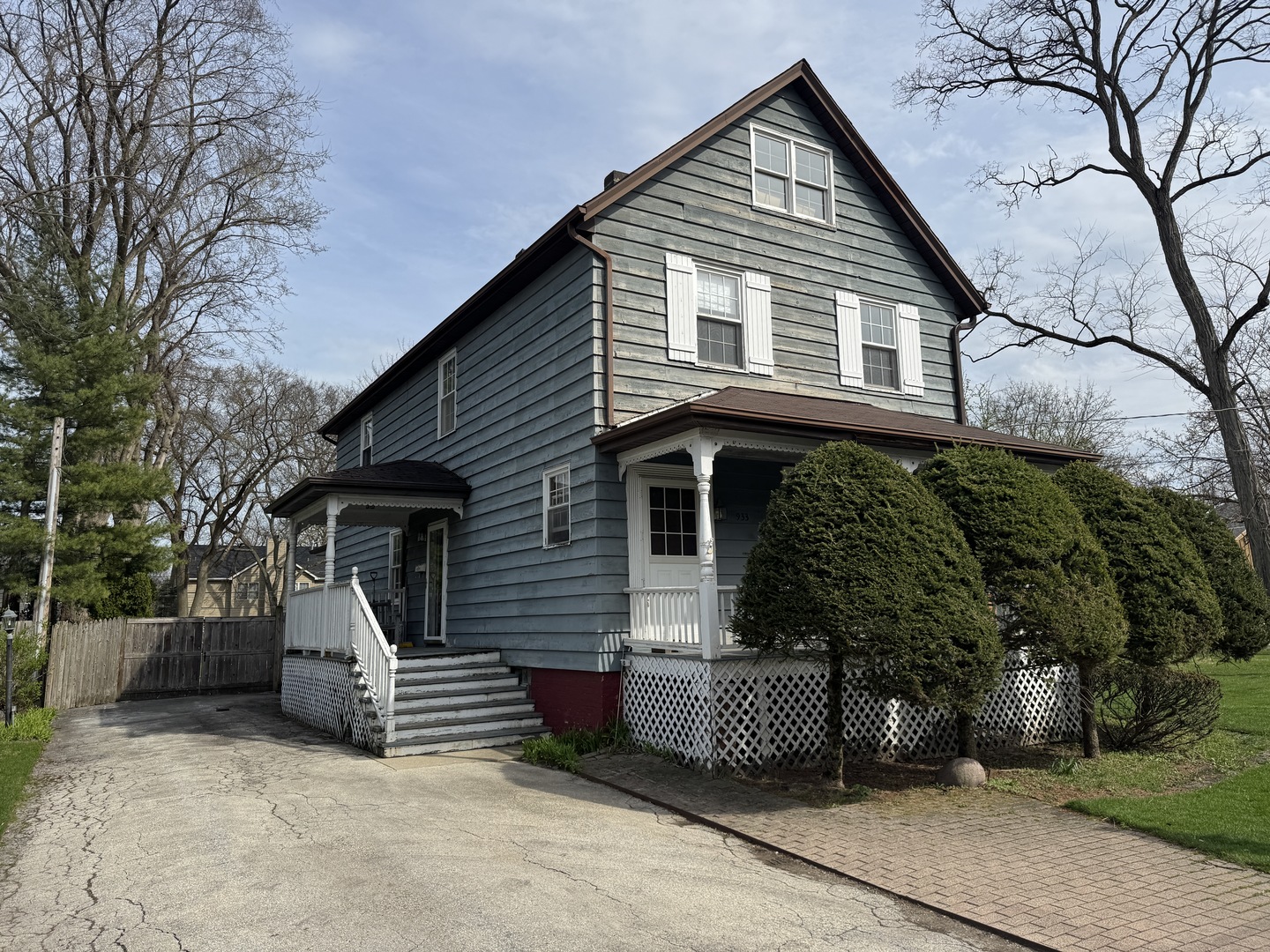 933 Harms Road