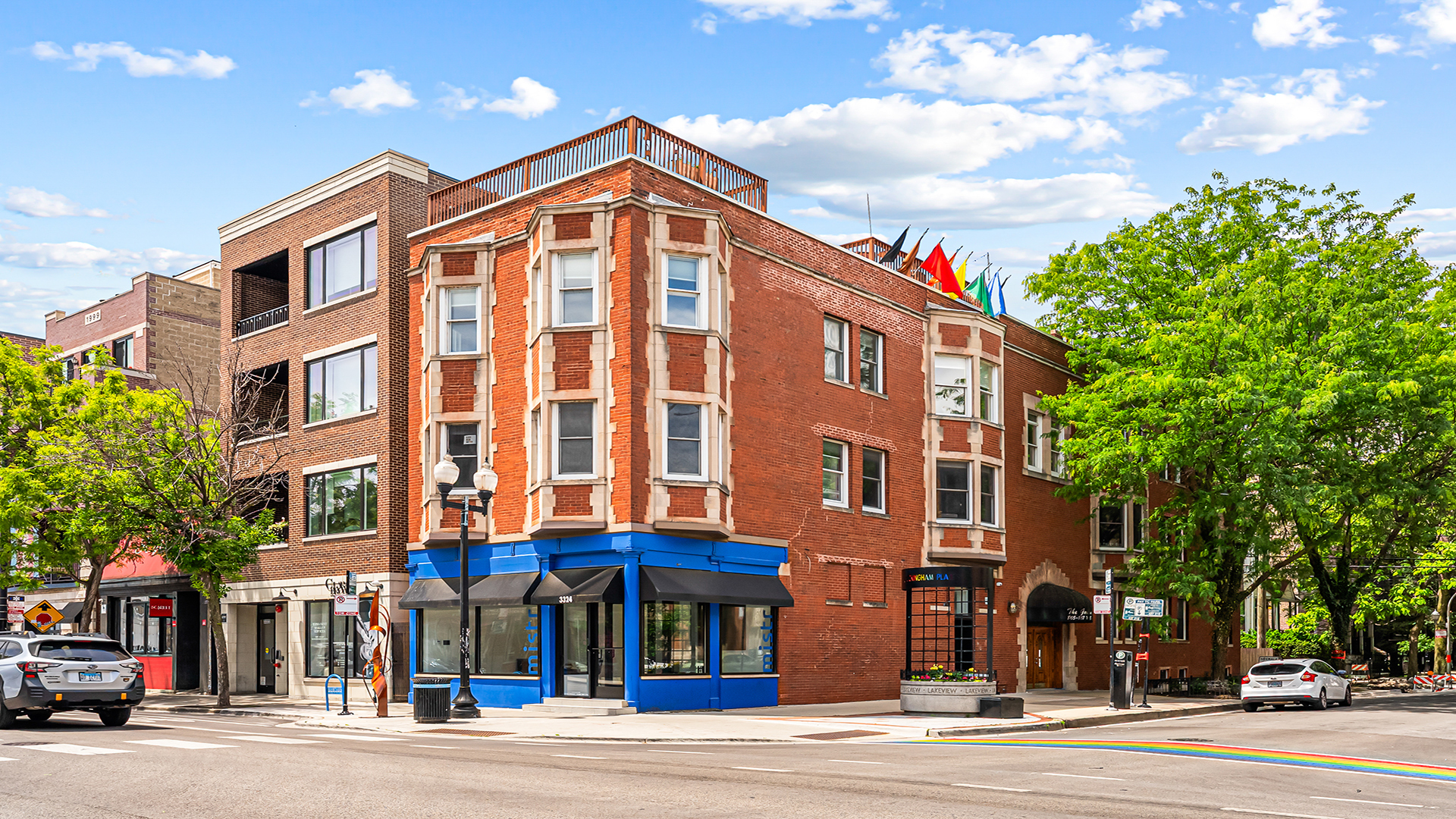 807 Buckingham Place
