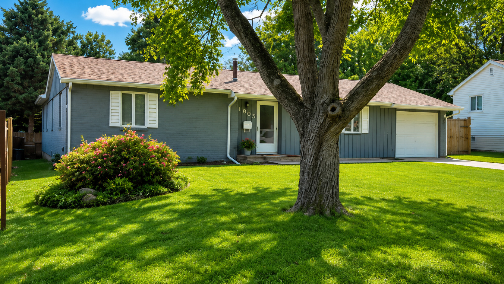 1905 Country Squire Drive
