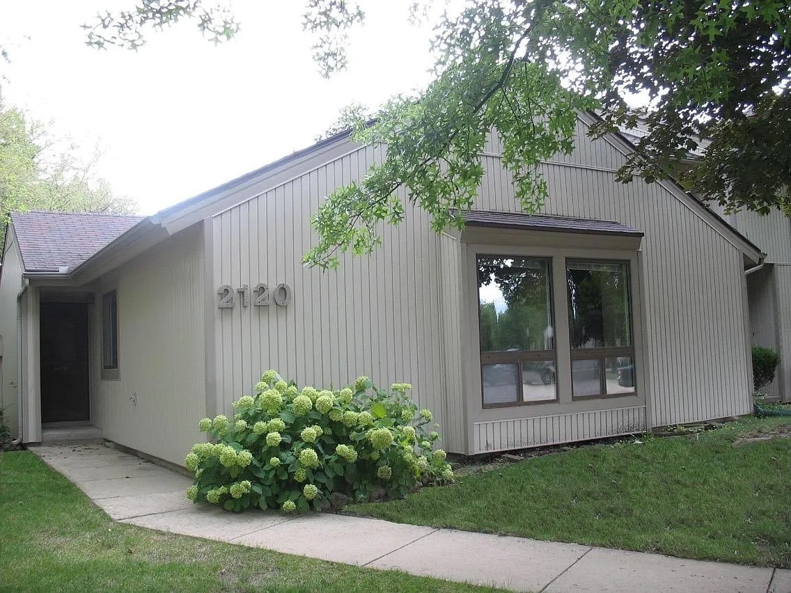2120 Melrose Drive