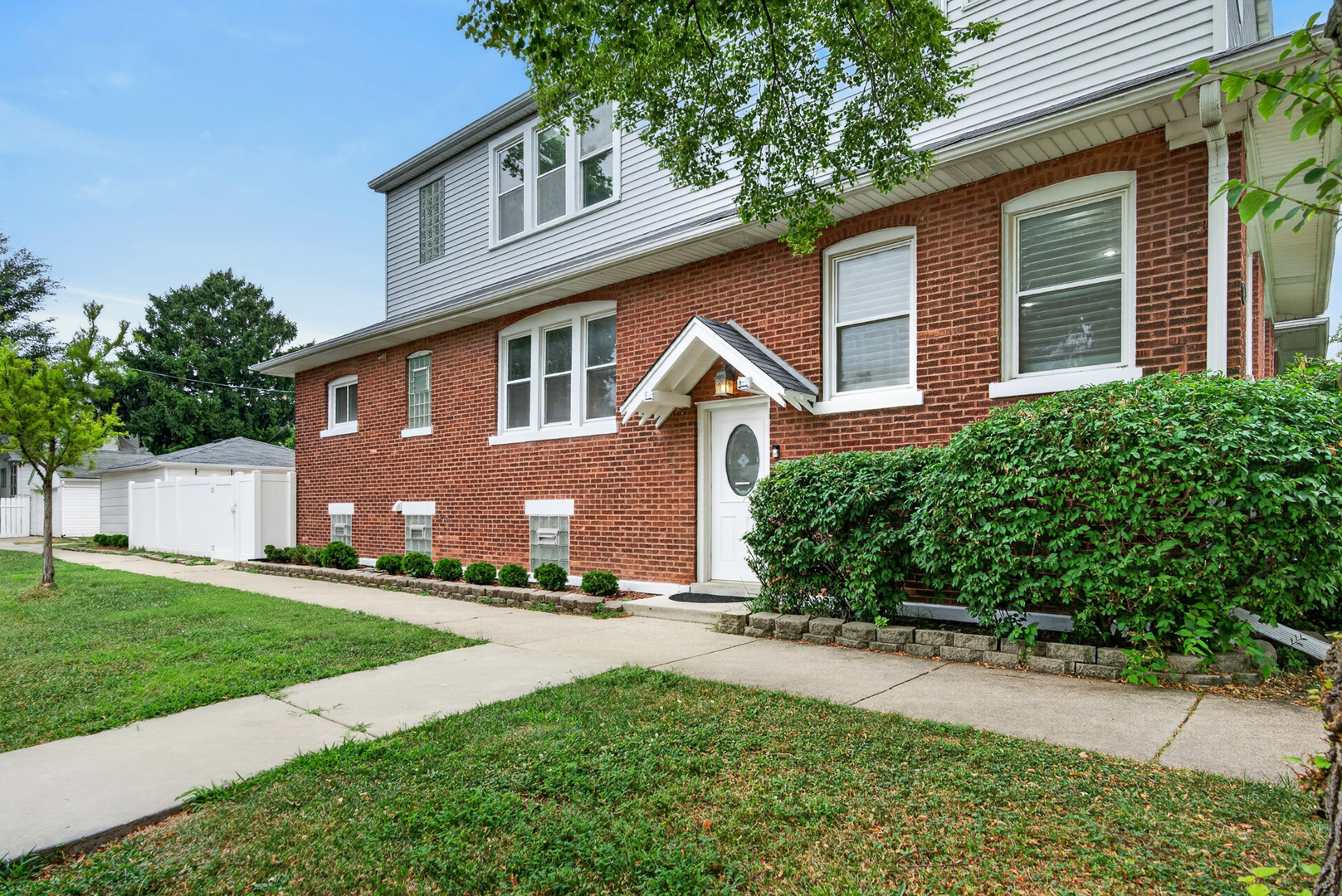 1147 Wesley Avenue