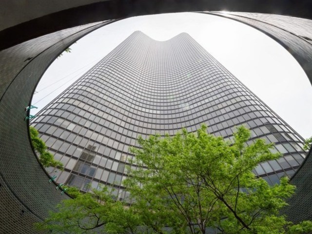 505 Lake Shore Drive