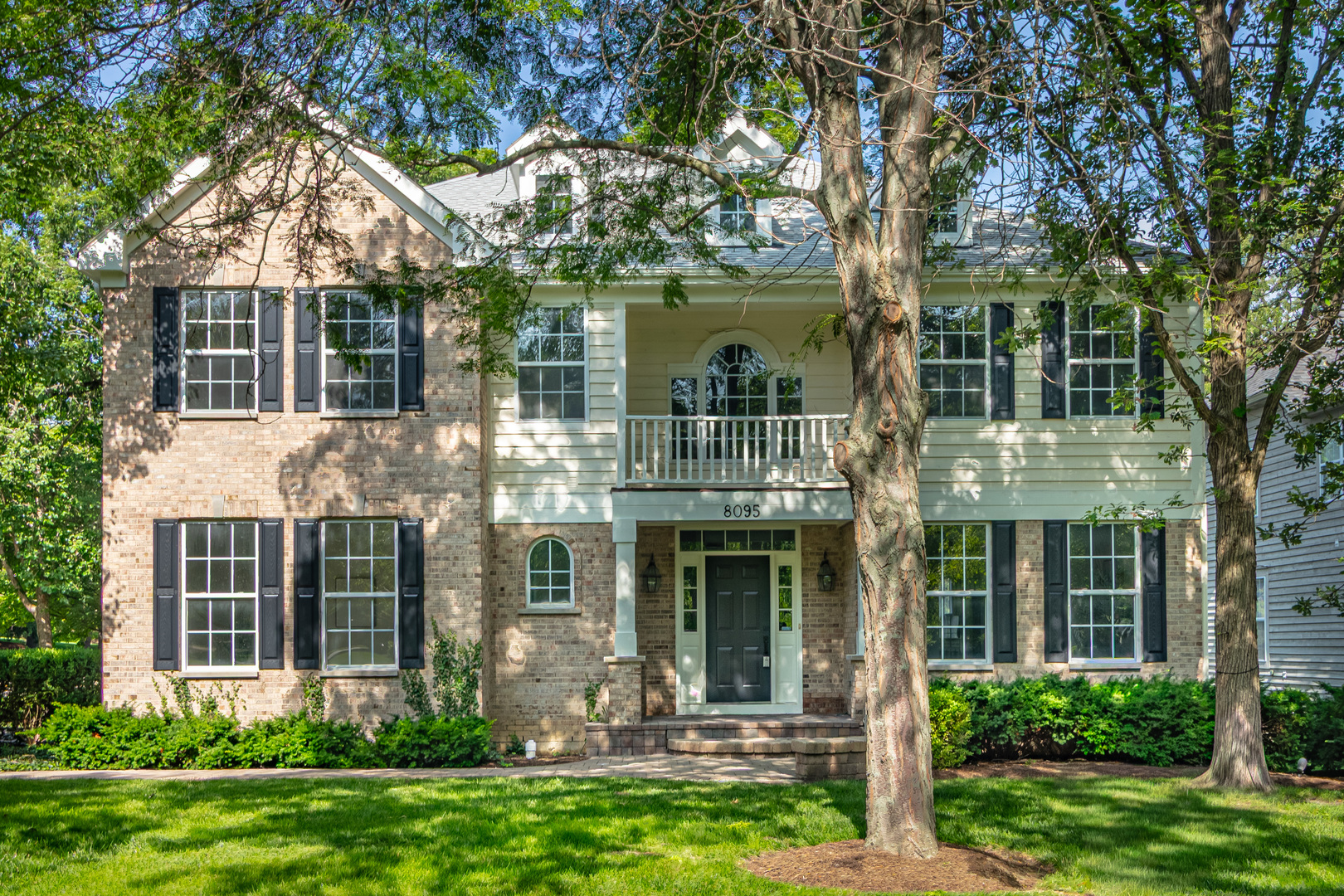 8095 Boulder Court