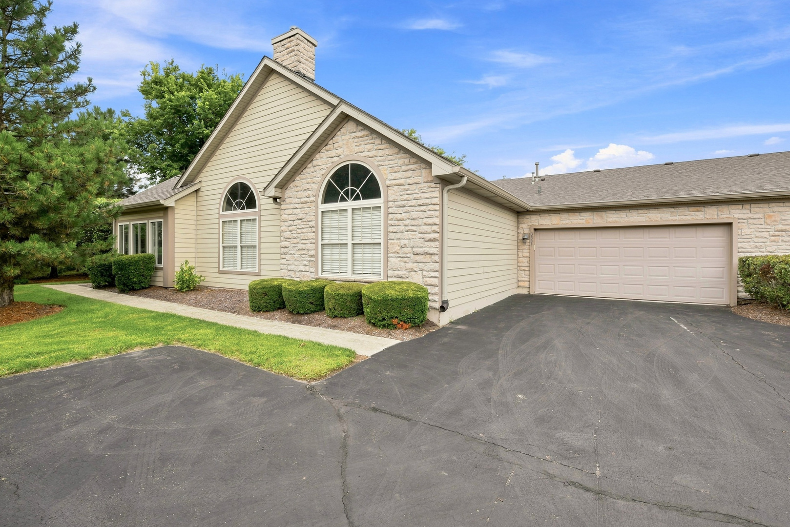 3335 Timbers Edge Circle