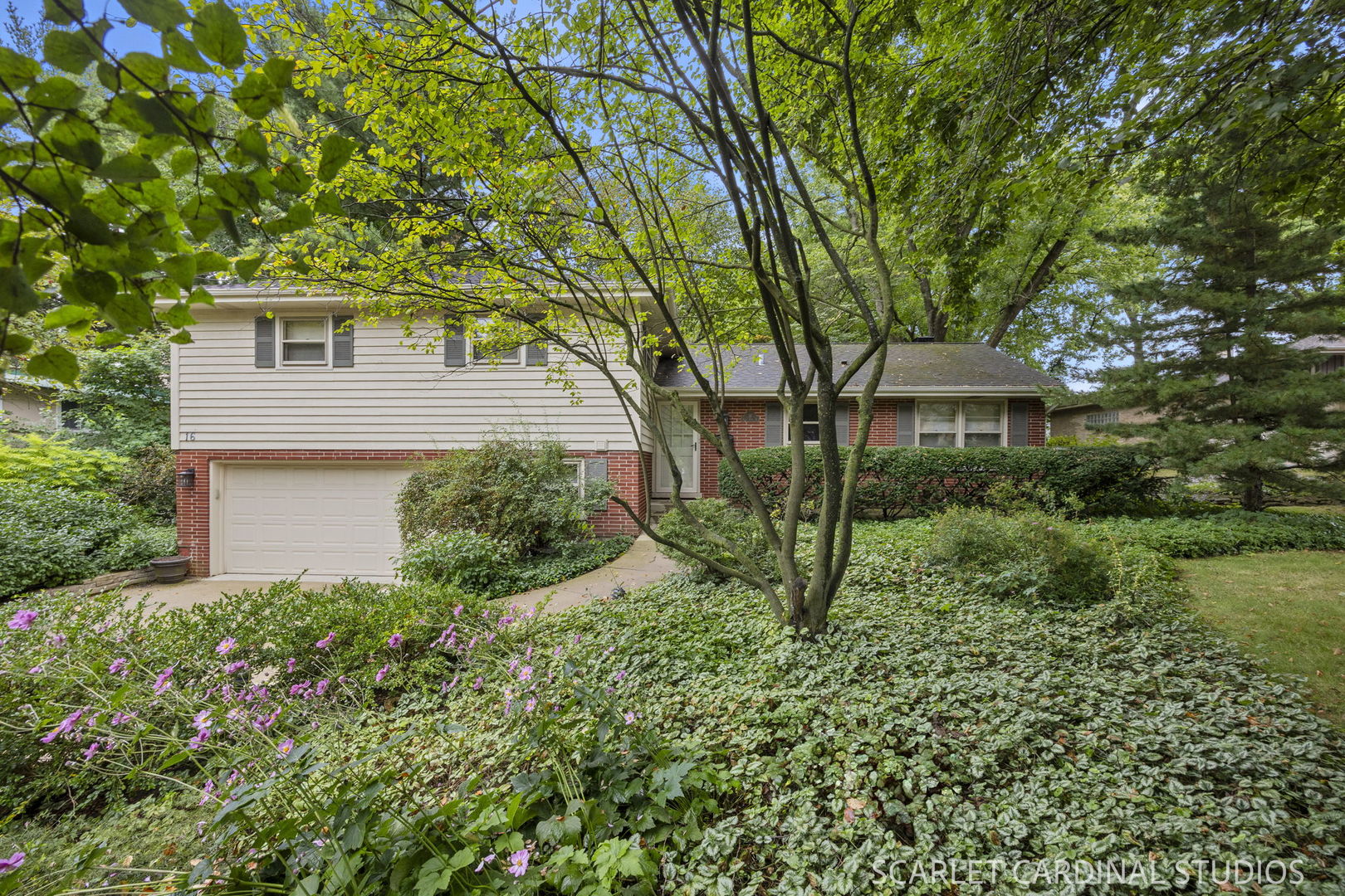 16 Notre Dame Drive