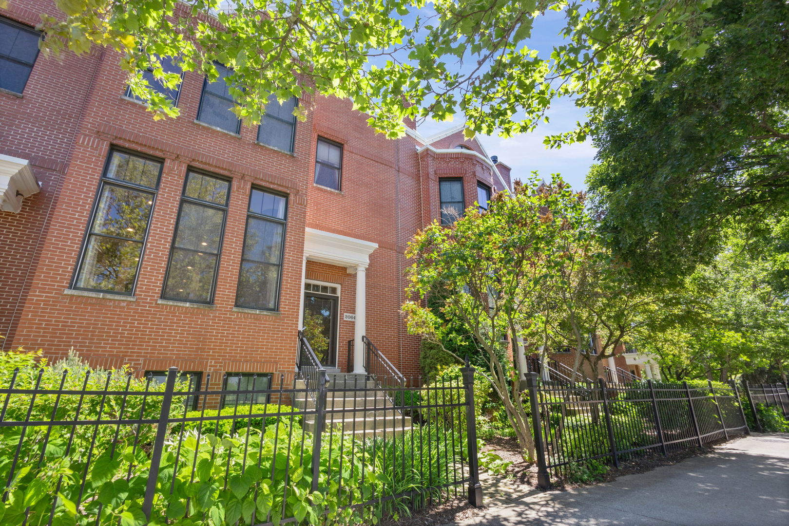 2064 Valor Court