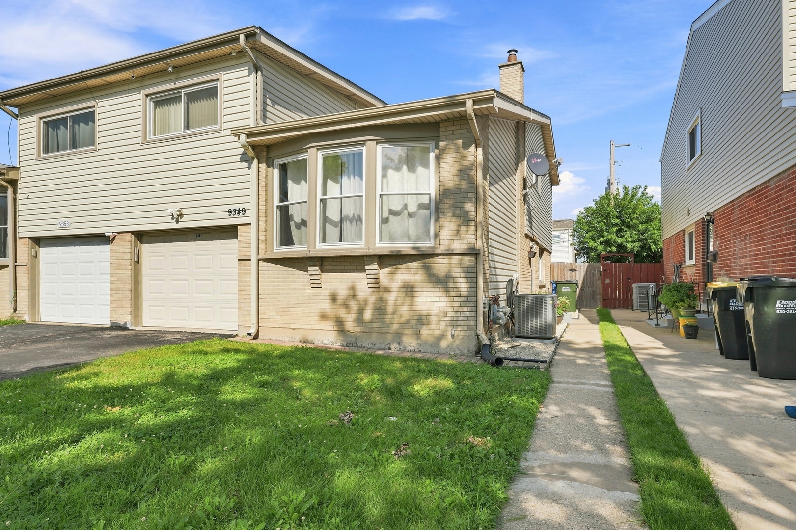 9349 Fern Lane