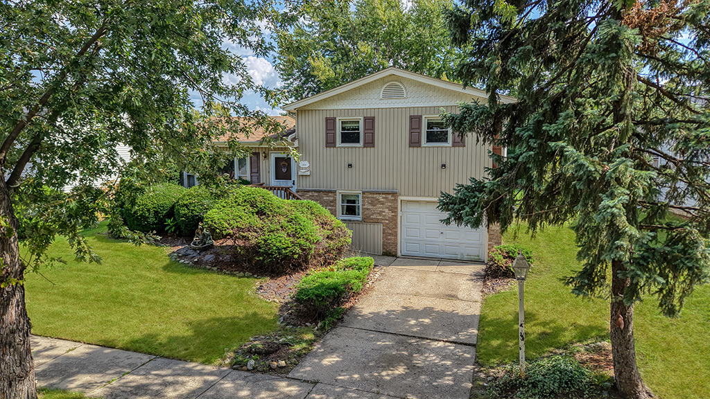 5809 Orange Lane
