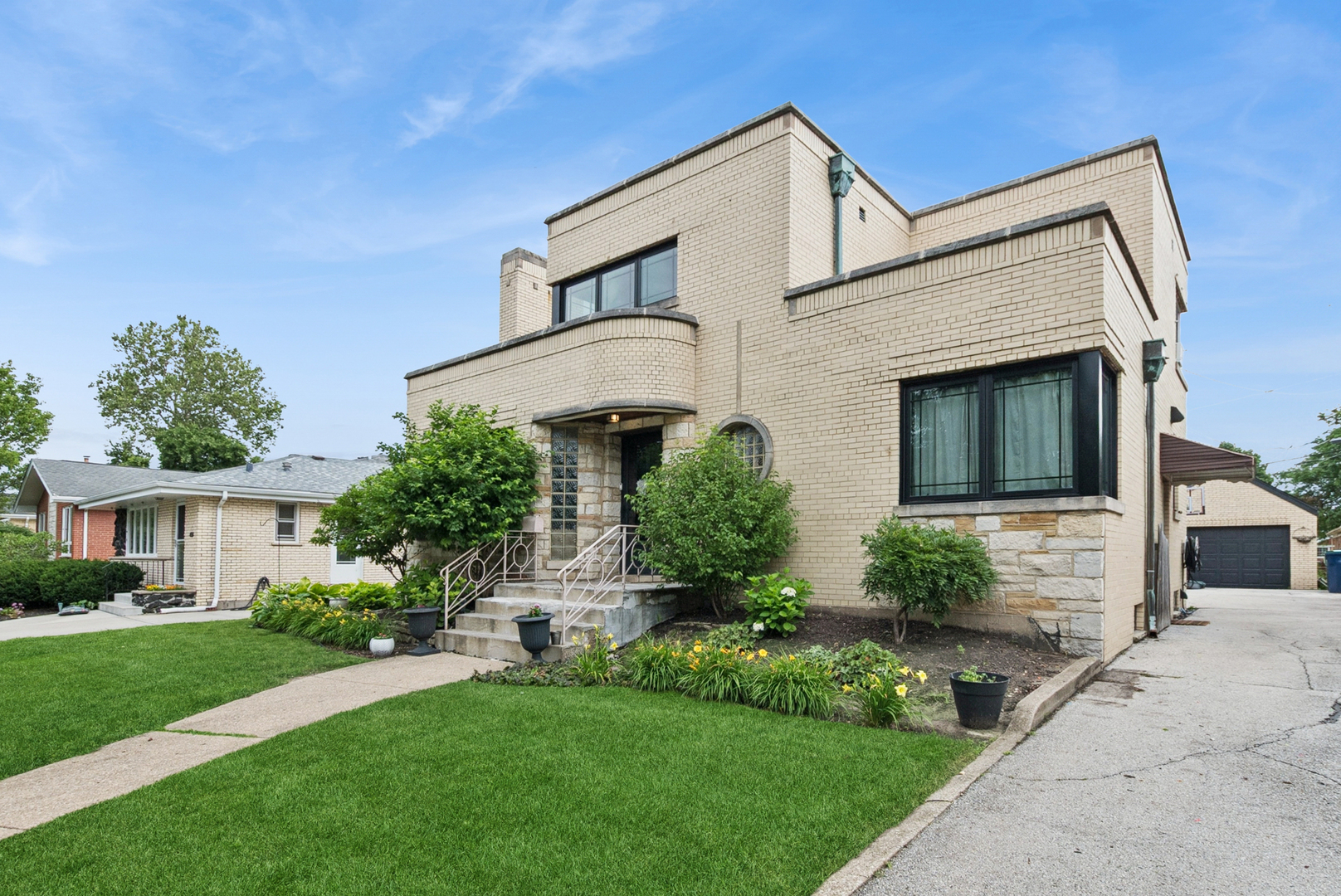 10155 Clifton Park Avenue